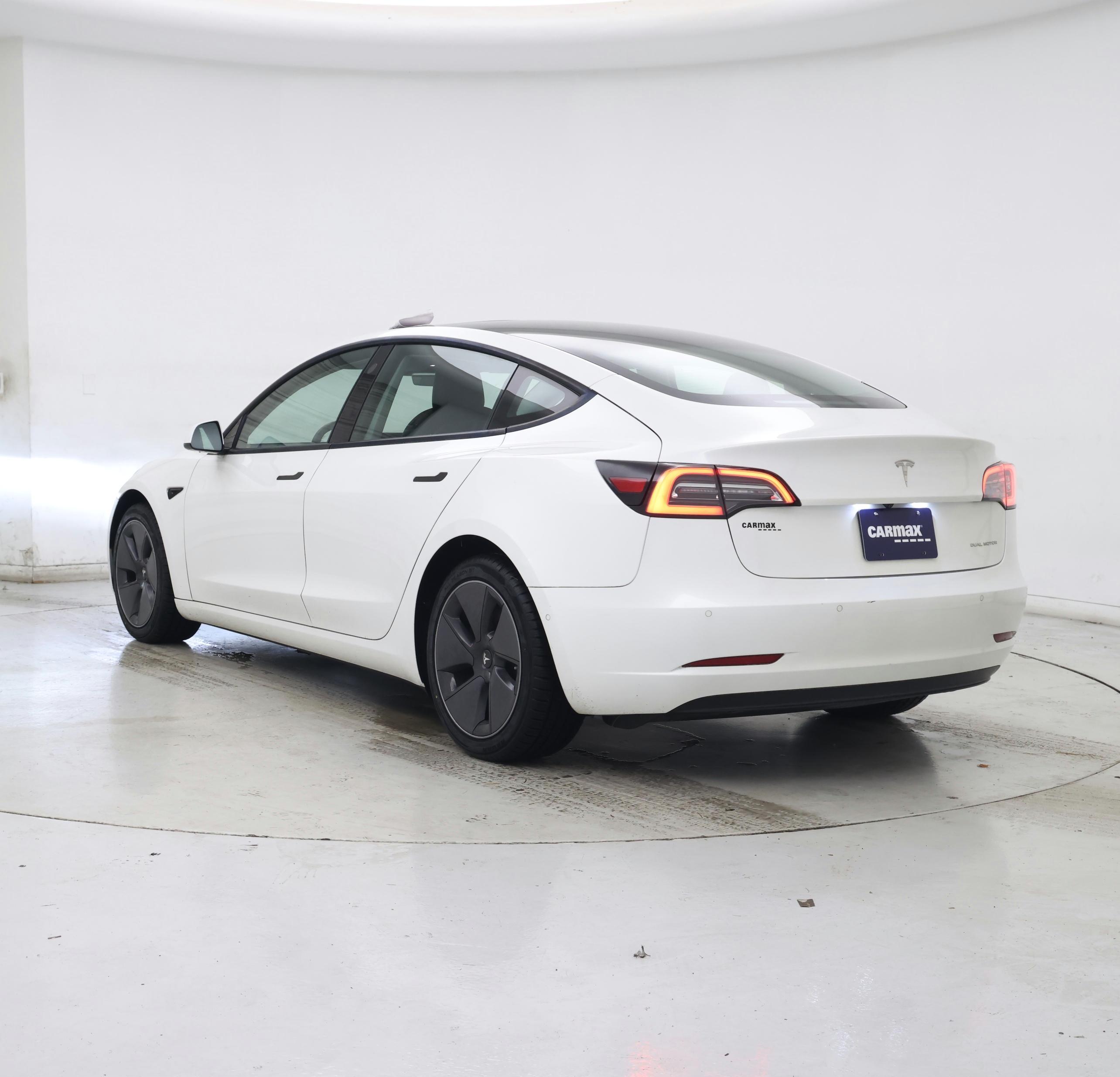 Thumbnail: 2021 Tesla Model 3 - 2
