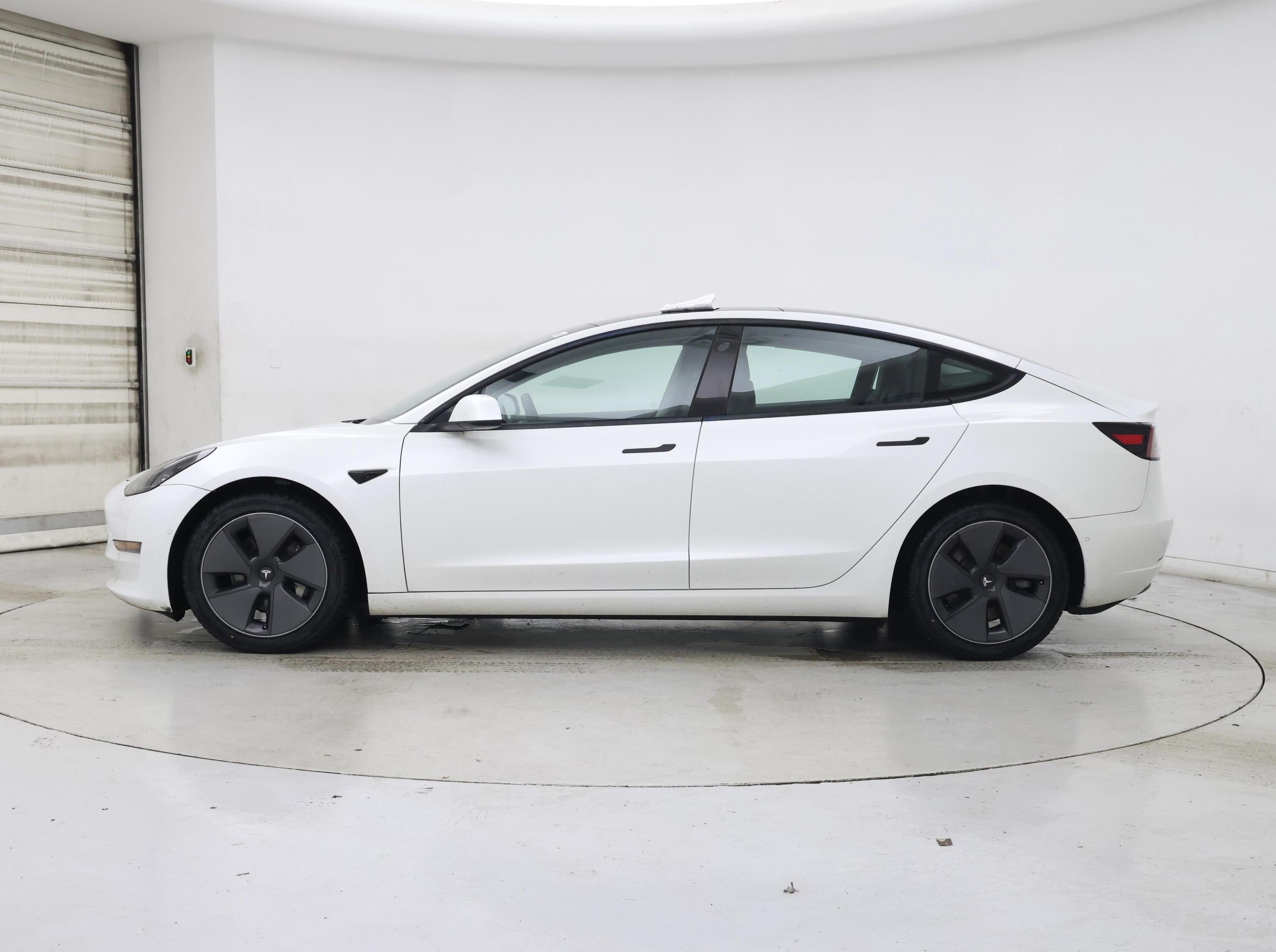 Thumbnail: 2021 Tesla Model 3 - 3