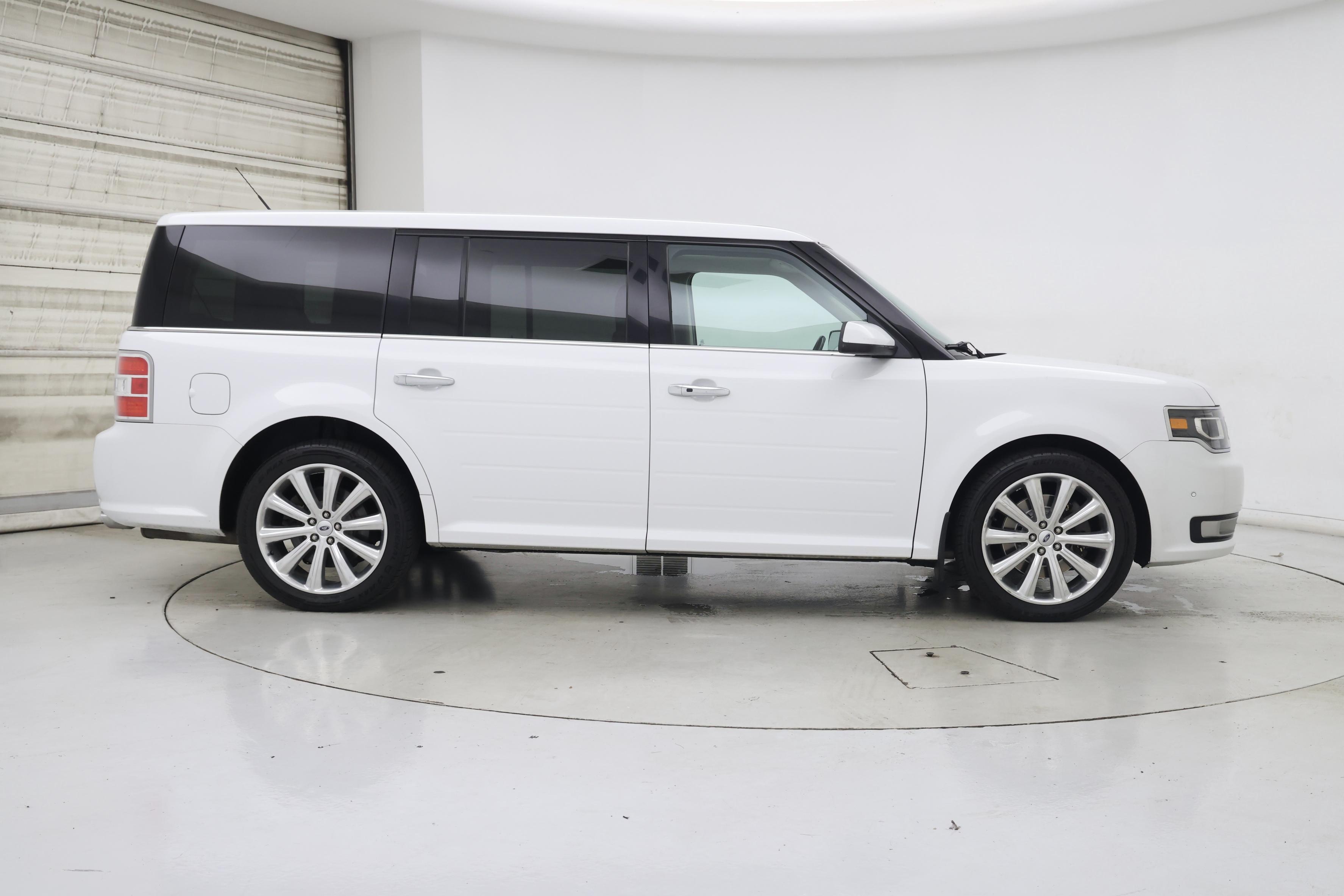 Thumbnail: 2019 Ford Flex - 7