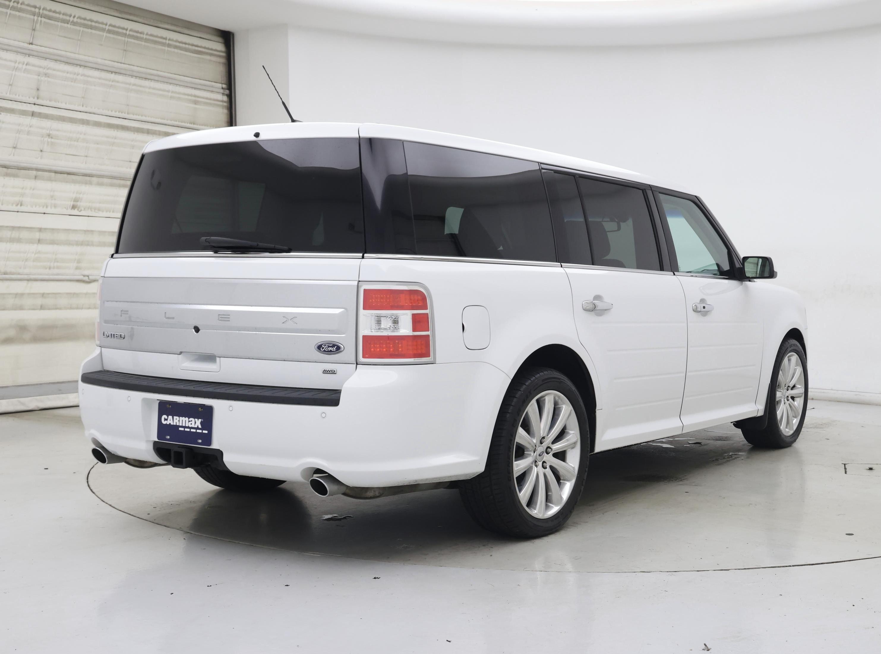 Thumbnail: 2019 Ford Flex - 8