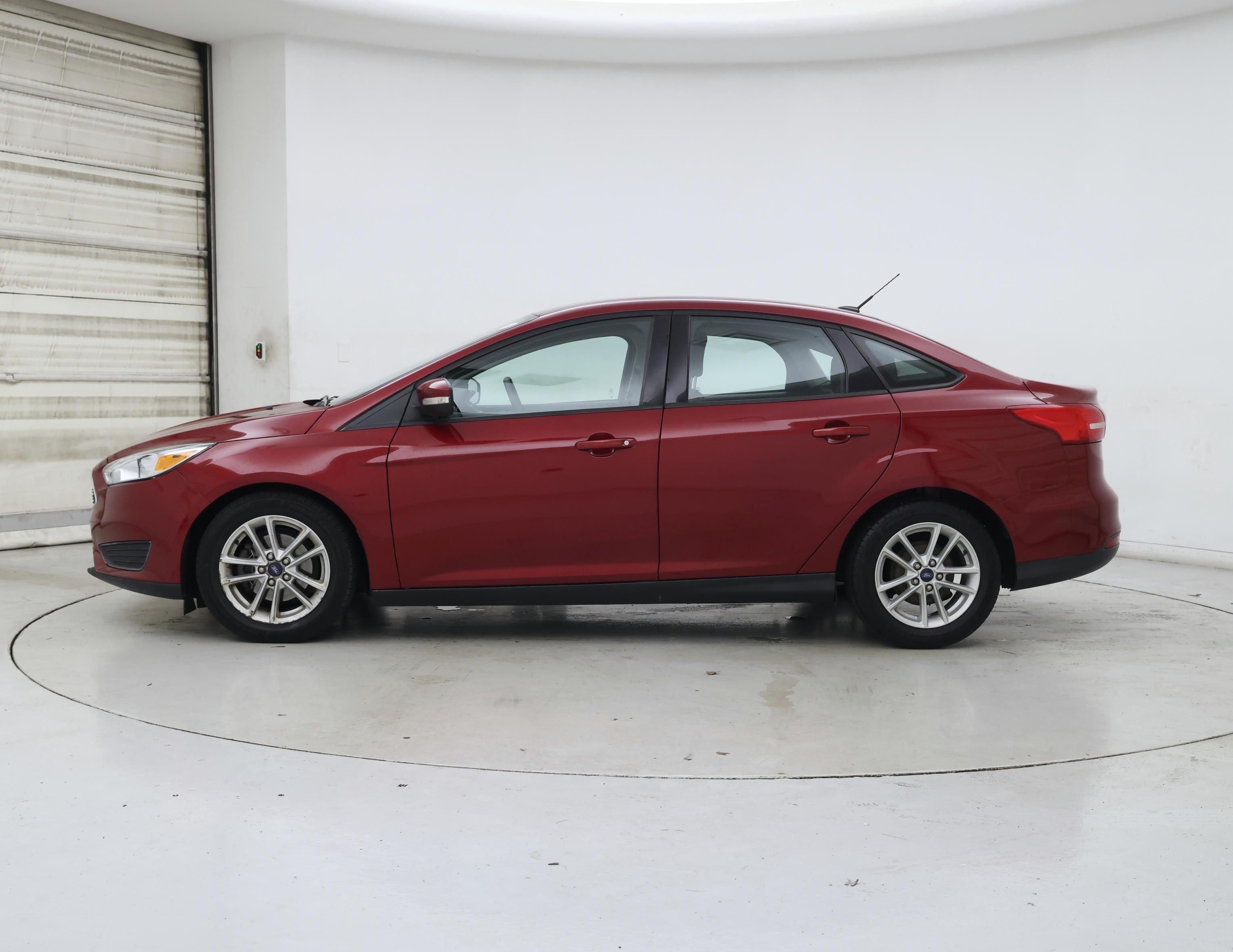 Thumbnail: 2015 Ford Focus - 3