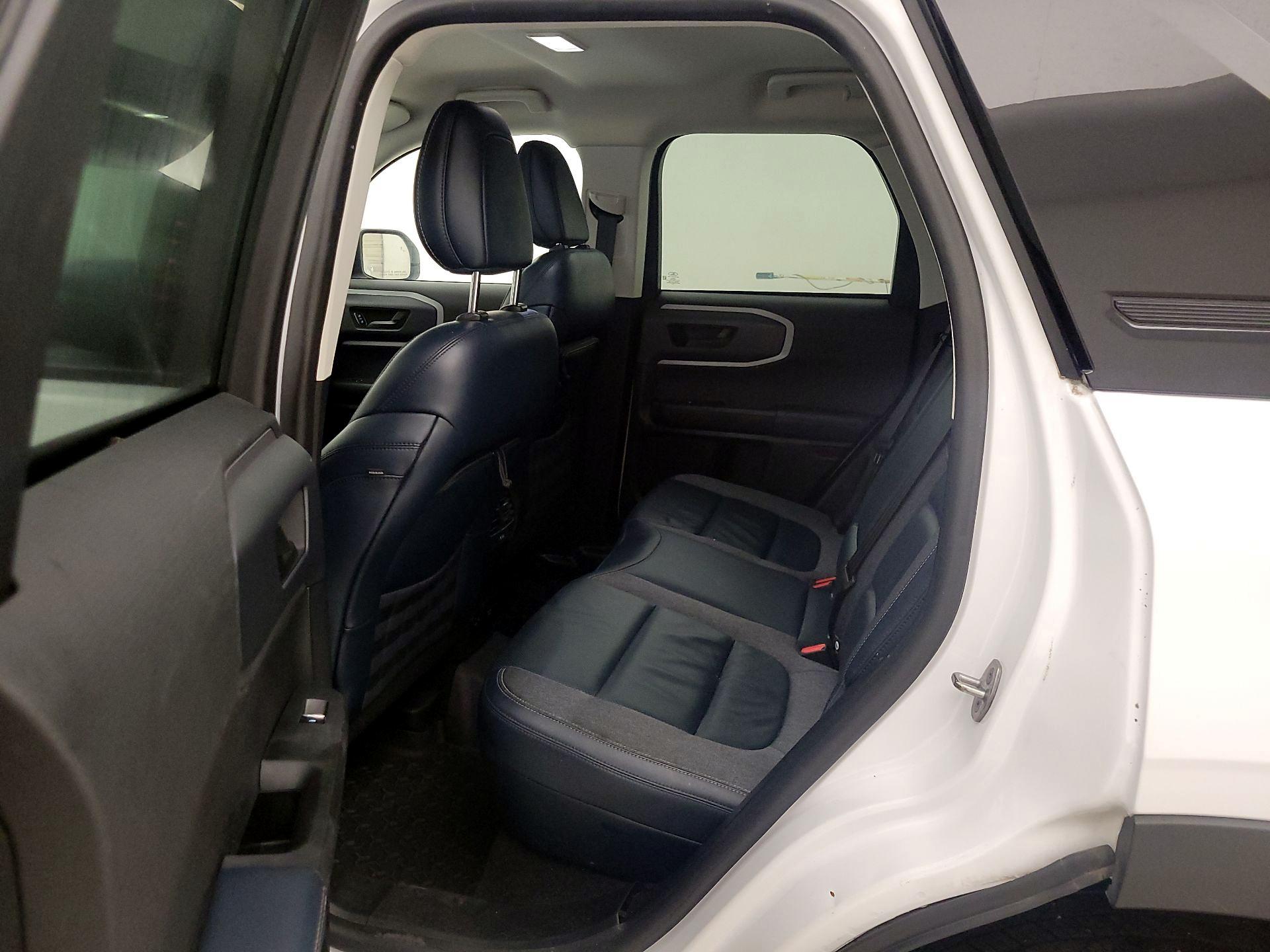 Thumbnail: 2022 Ford Bronco Sport - 20