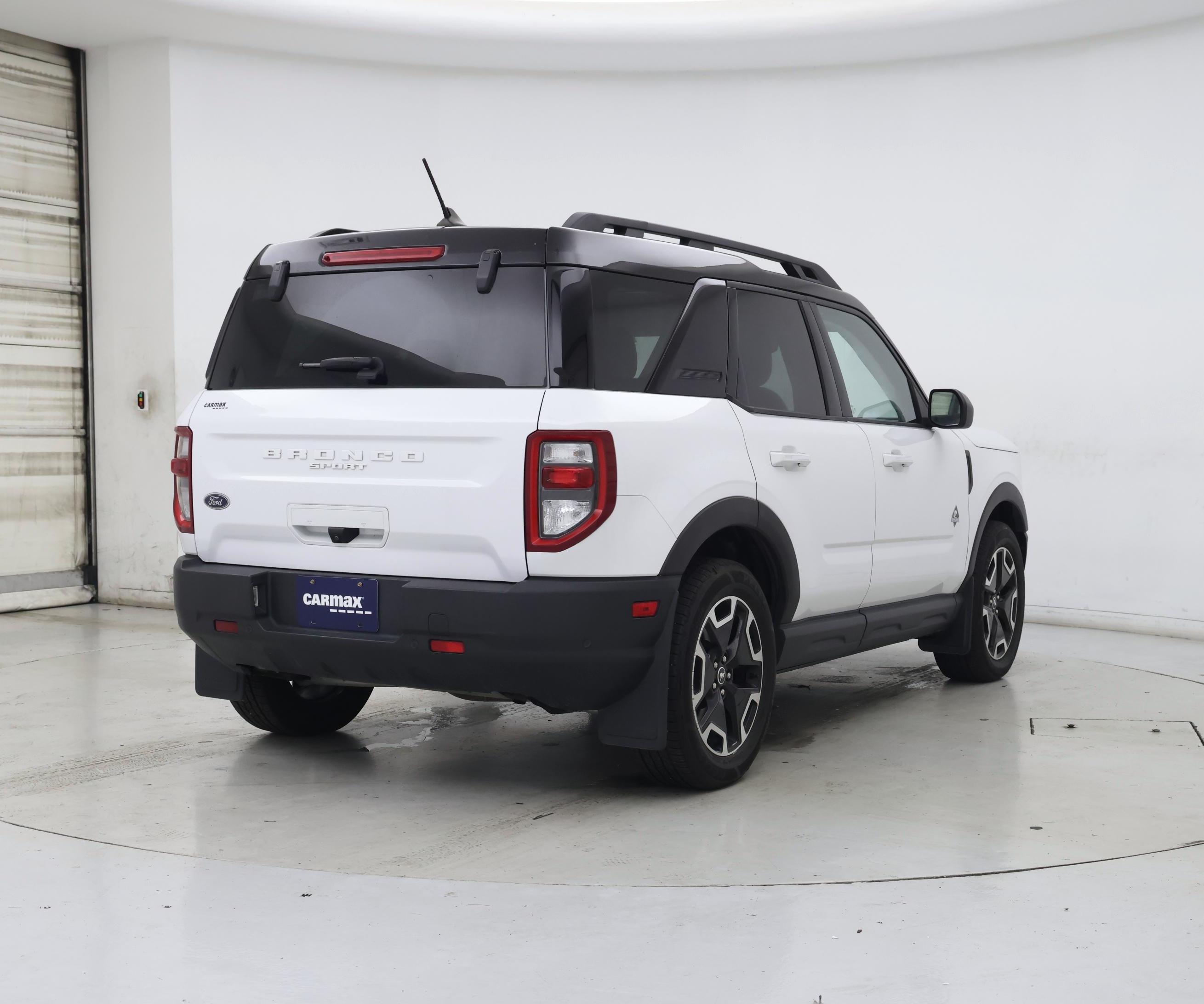 Thumbnail: 2022 Ford Bronco Sport - 8