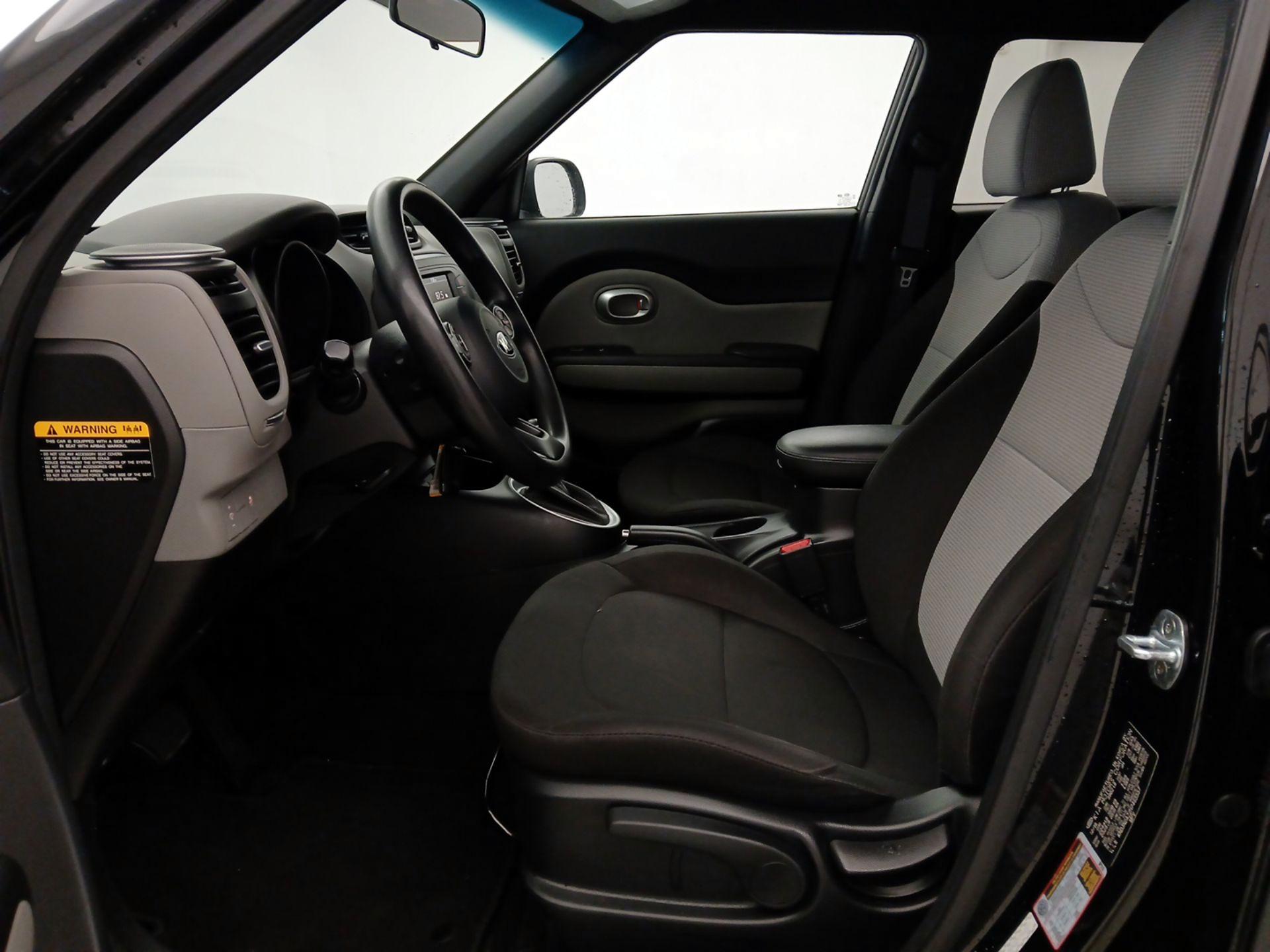 Thumbnail: 2017 Kia Soul - 11