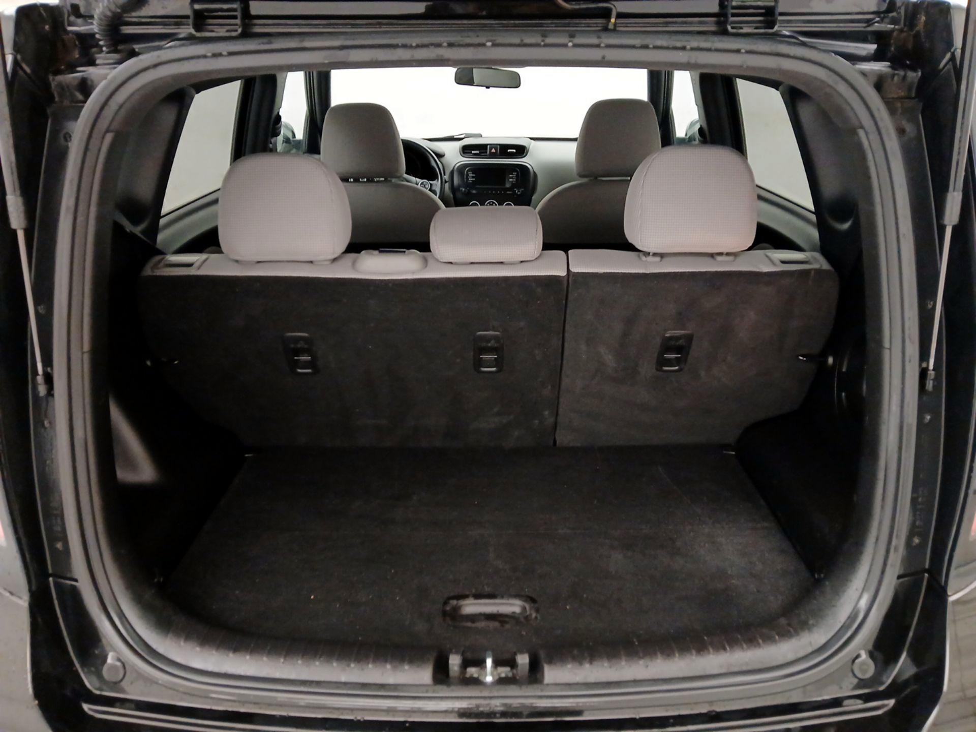 Thumbnail: 2017 Kia Soul - 19