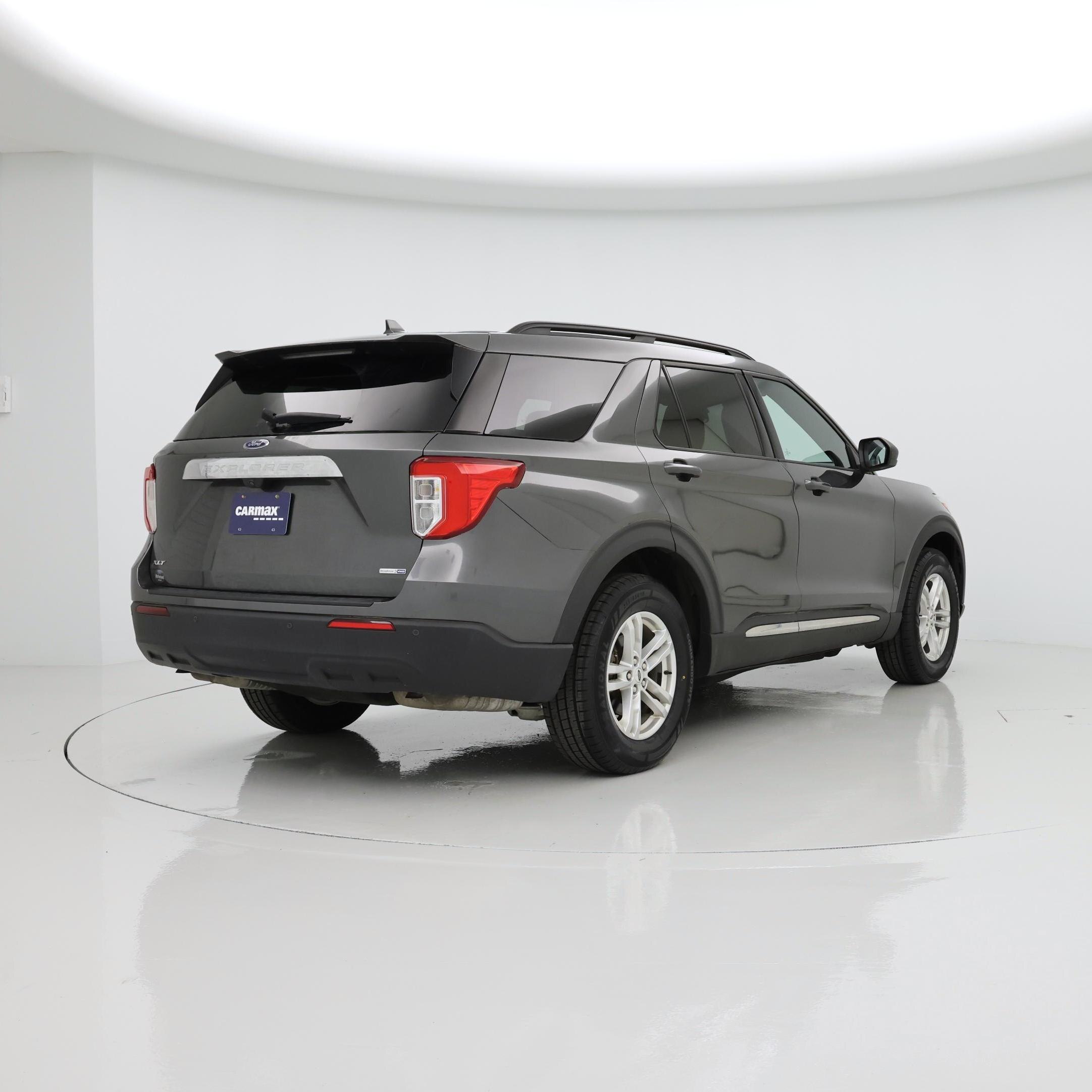 Thumbnail: 2020 Ford Explorer - 8