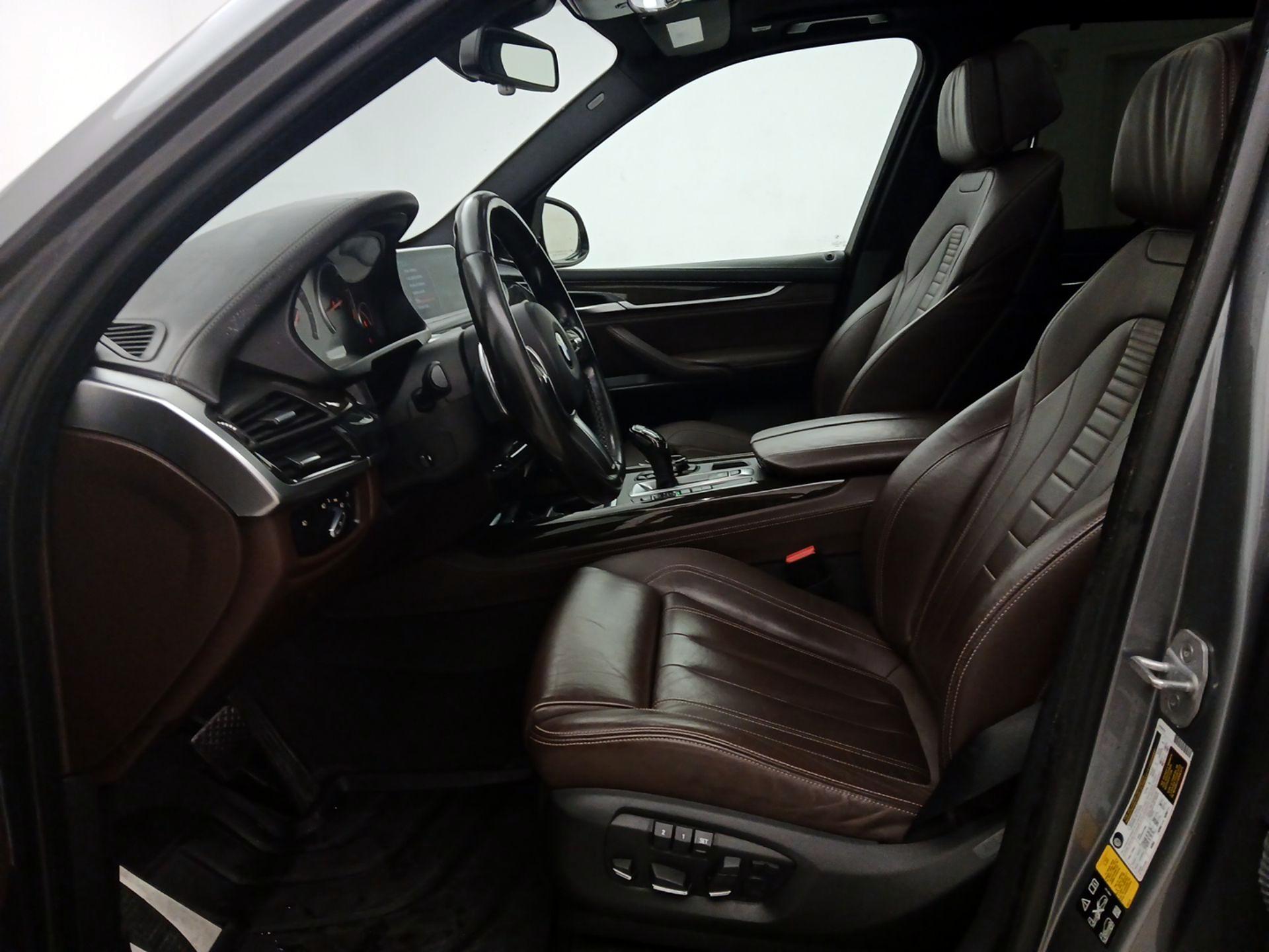 Thumbnail: 2016 BMW X5 - 11