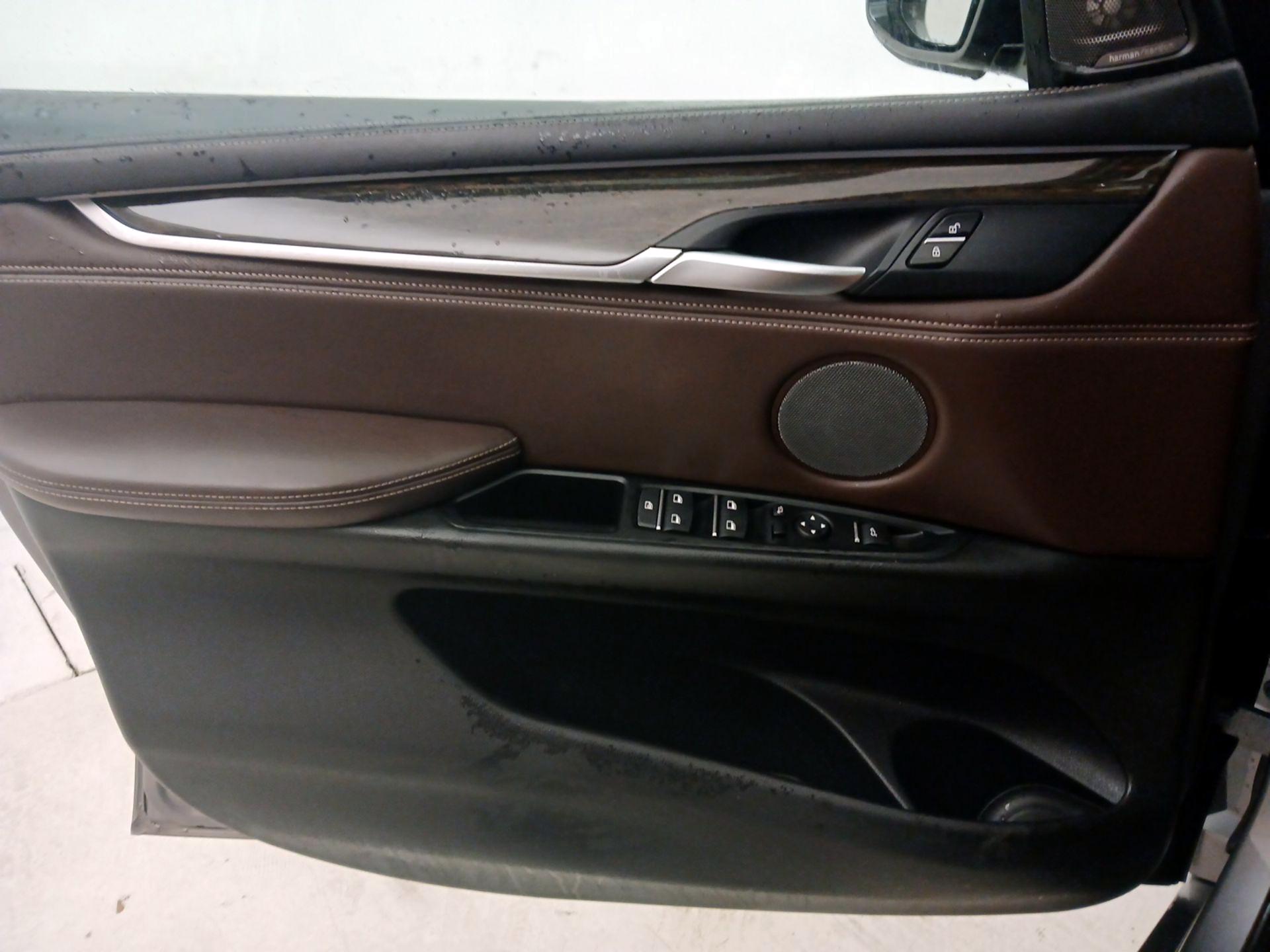 Thumbnail: 2016 BMW X5 - 12
