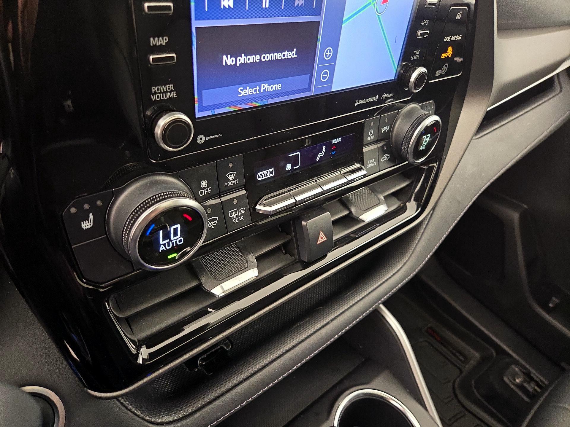 Thumbnail: 2021 Toyota Highlander - 17