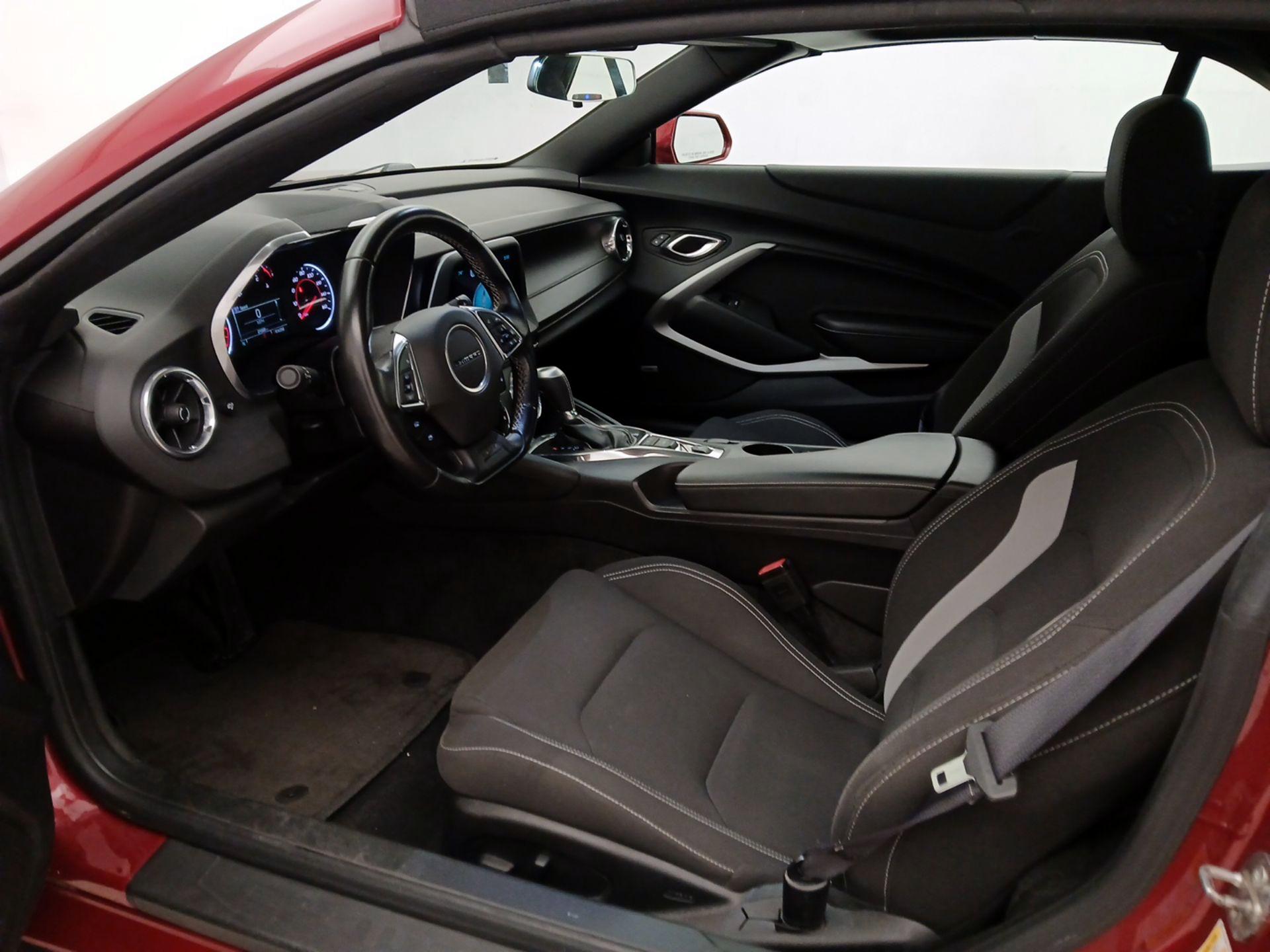Thumbnail: 2017 Chevrolet Camaro - 11