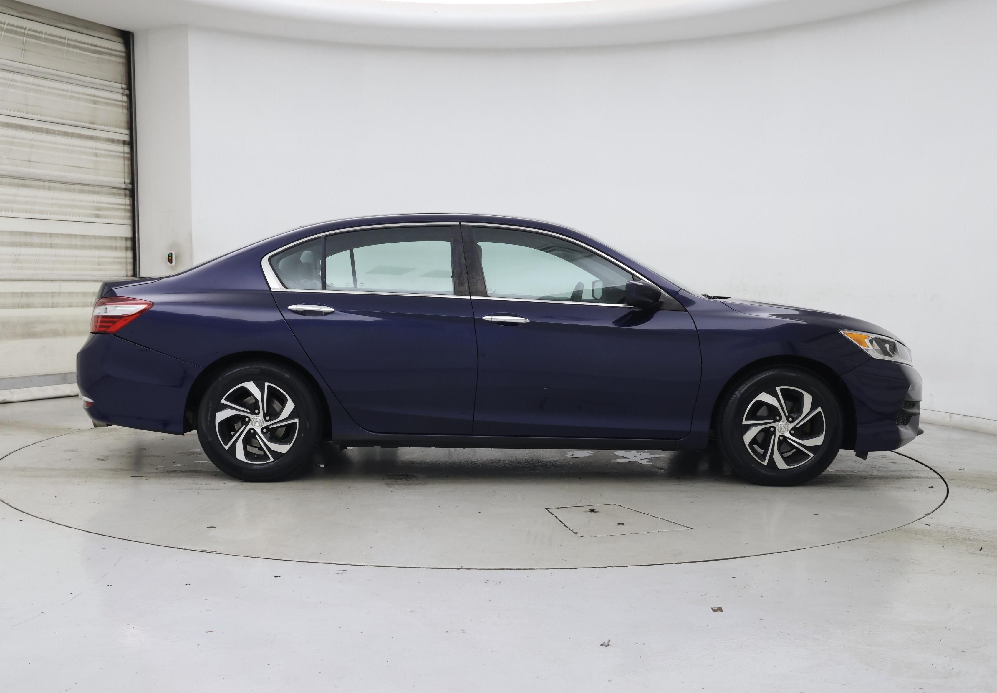 Thumbnail: 2016 Honda Accord - 7