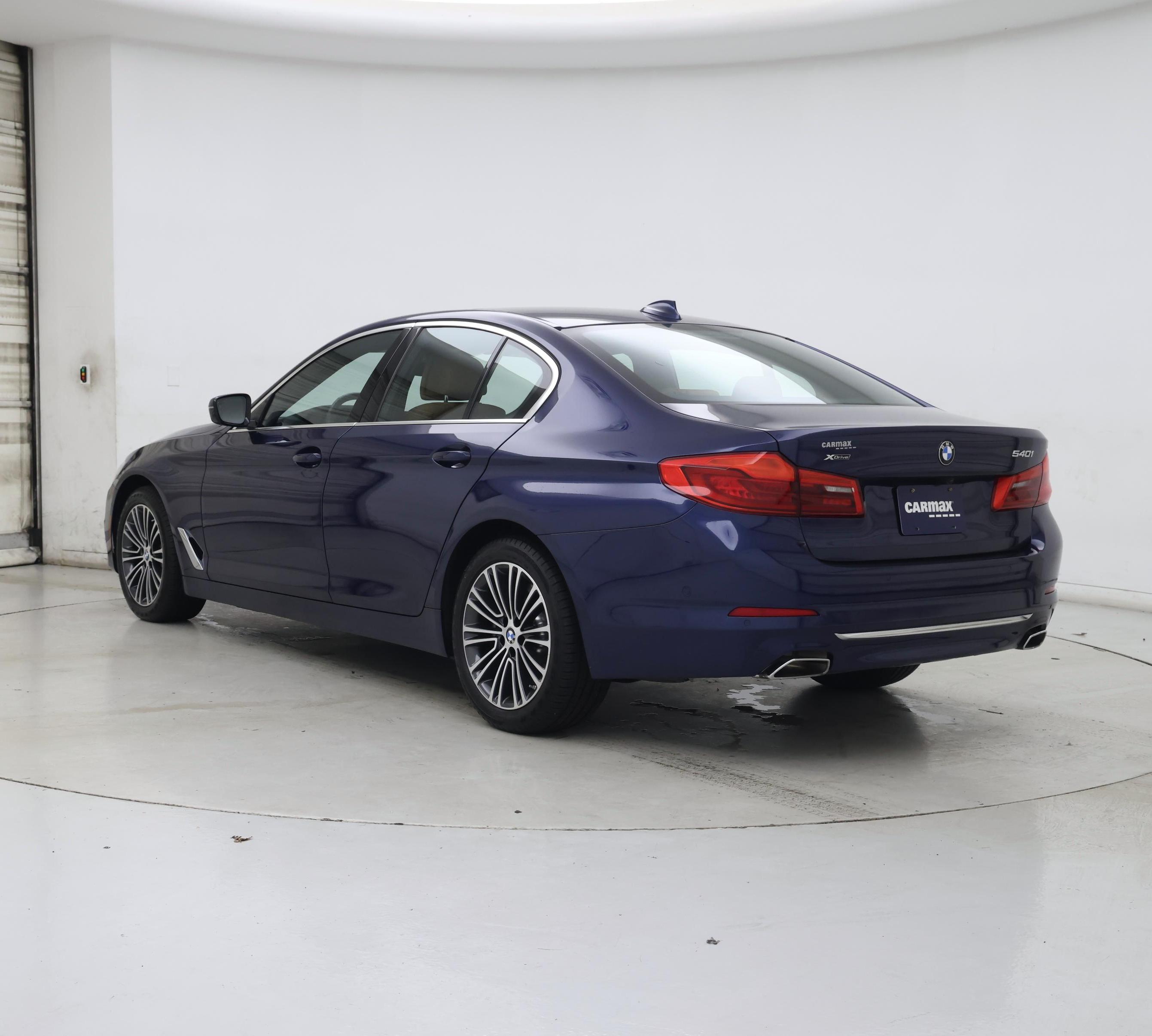 Thumbnail: 2020 BMW 5 Series - 2
