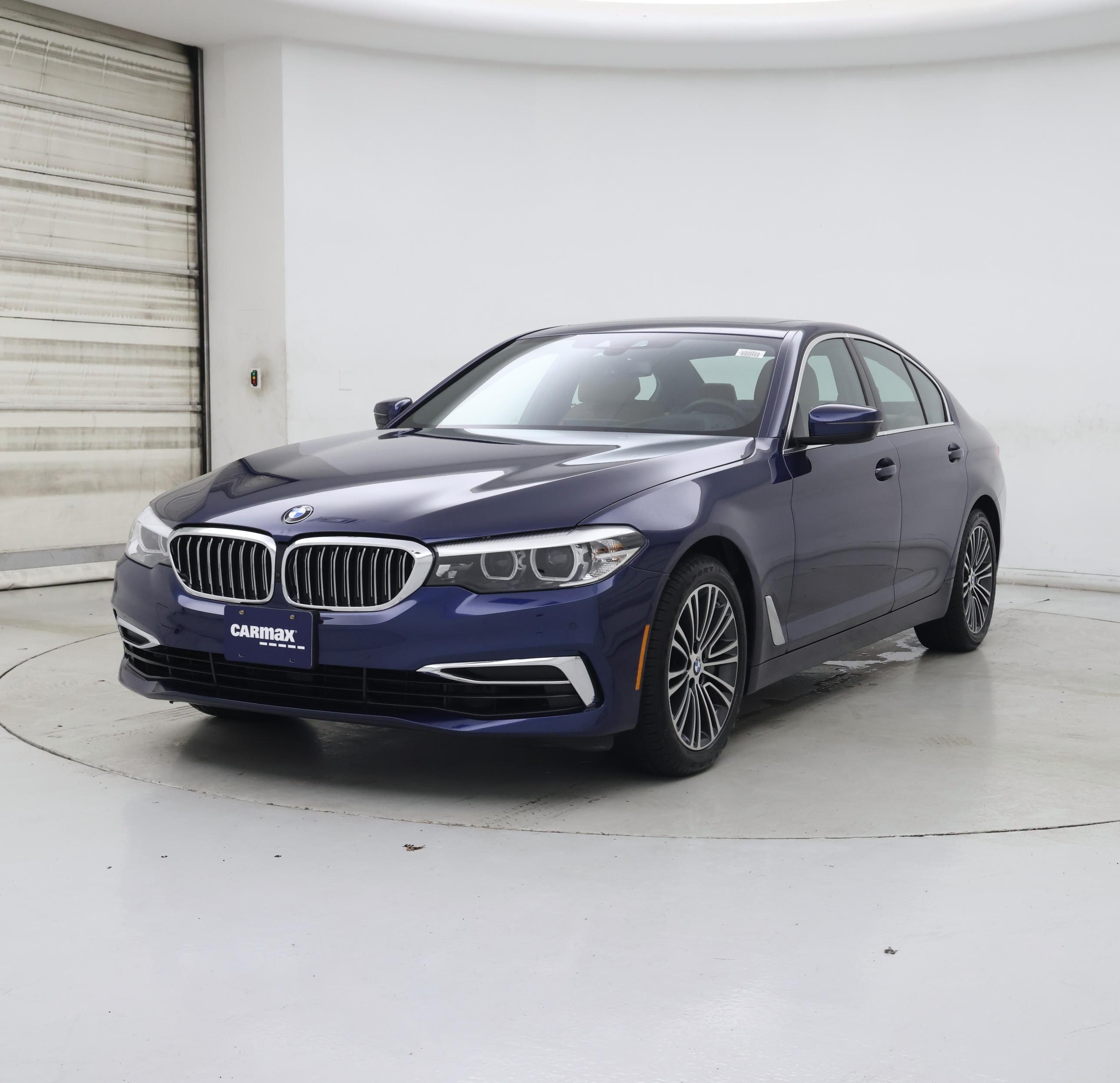 Thumbnail: 2020 BMW 5 Series - 4