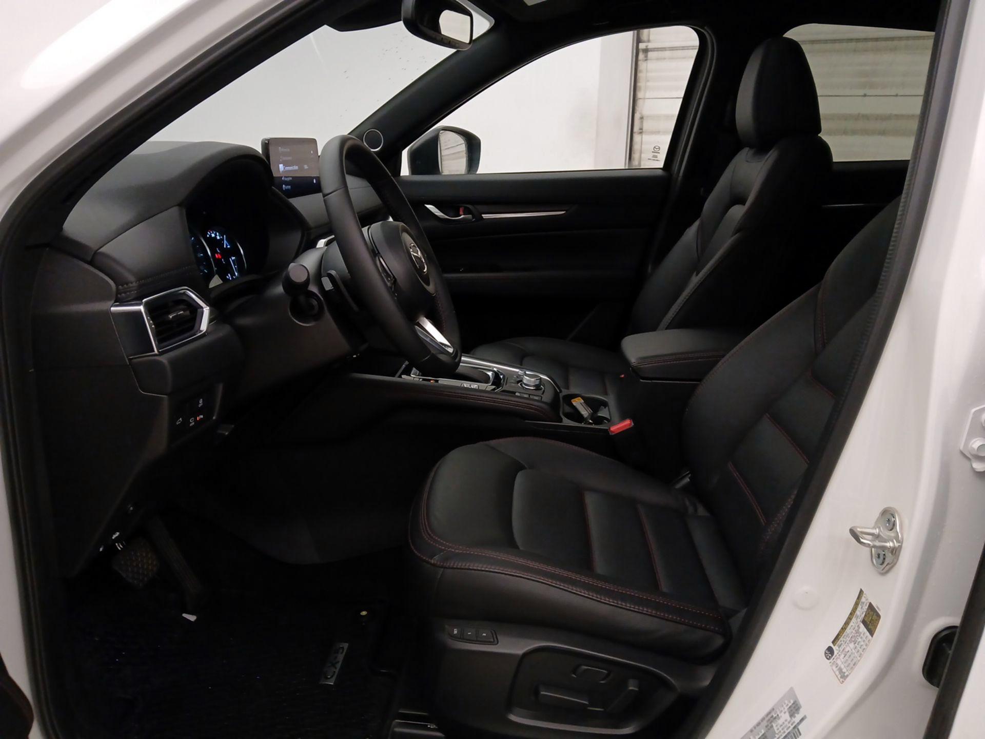 Thumbnail: 2025 Mazda CX-5 - 11
