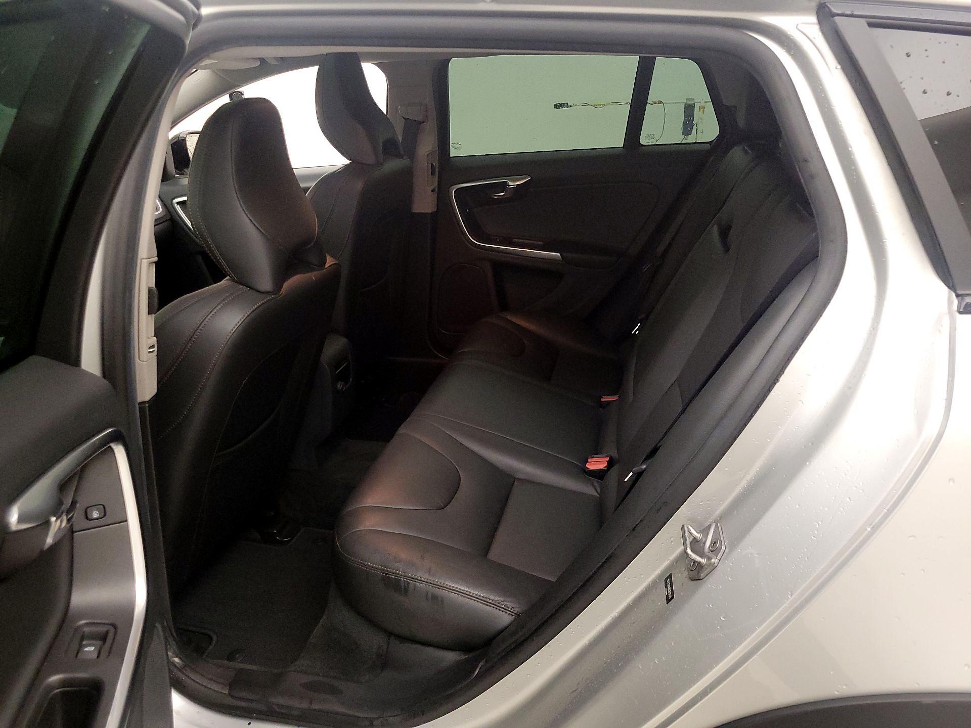 Thumbnail: 2016 Volvo S60 - 19