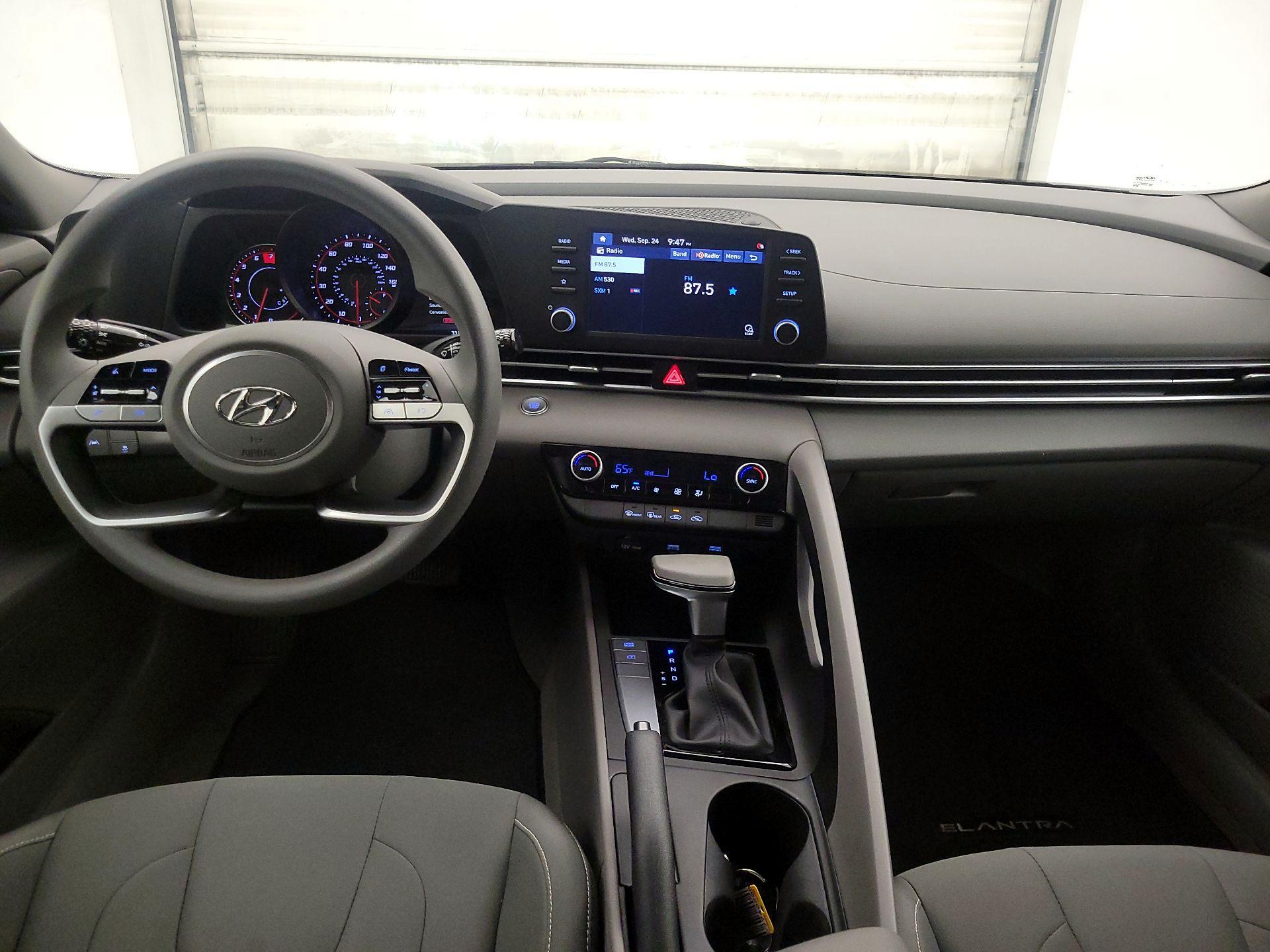 Thumbnail: 2023 Hyundai Elantra - 9