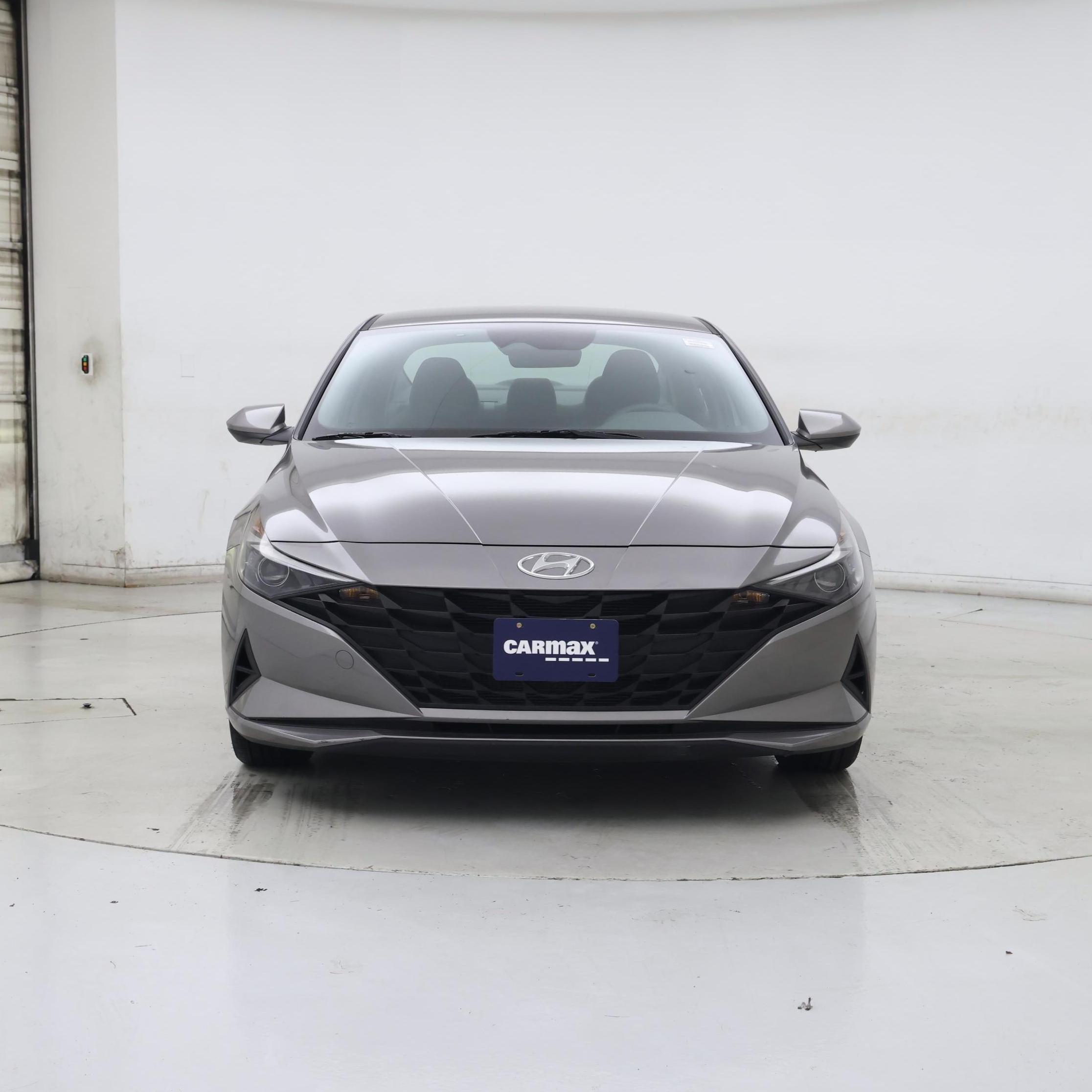 Thumbnail: 2023 Hyundai Elantra - 5