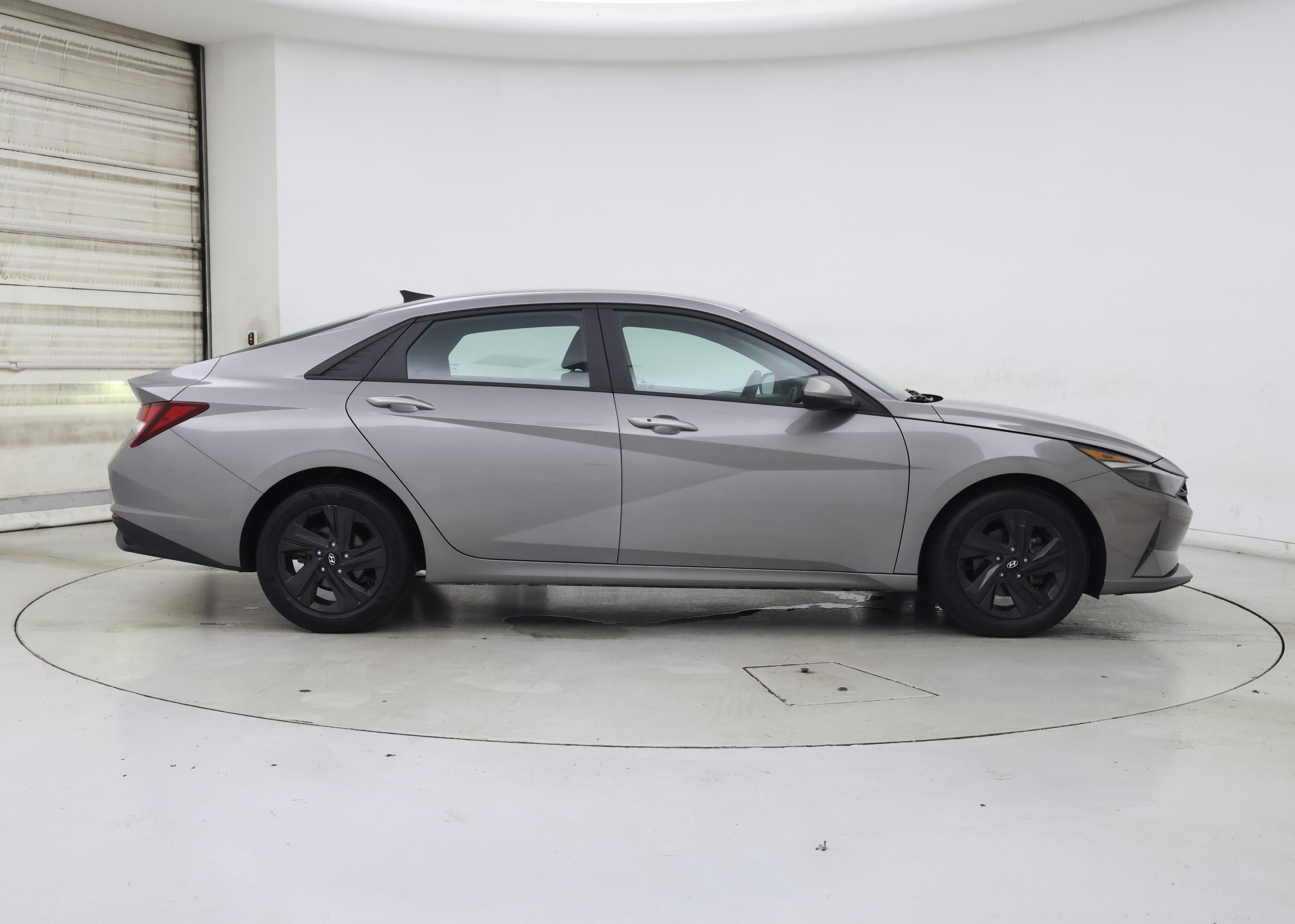 Thumbnail: 2023 Hyundai Elantra - 7