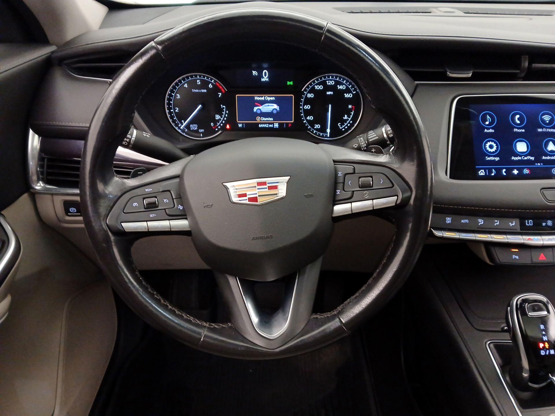 Thumbnail: 2022 Cadillac XT4 - 10