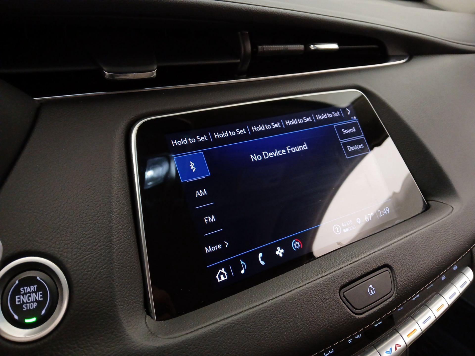 Thumbnail: 2022 Cadillac XT4 - 15