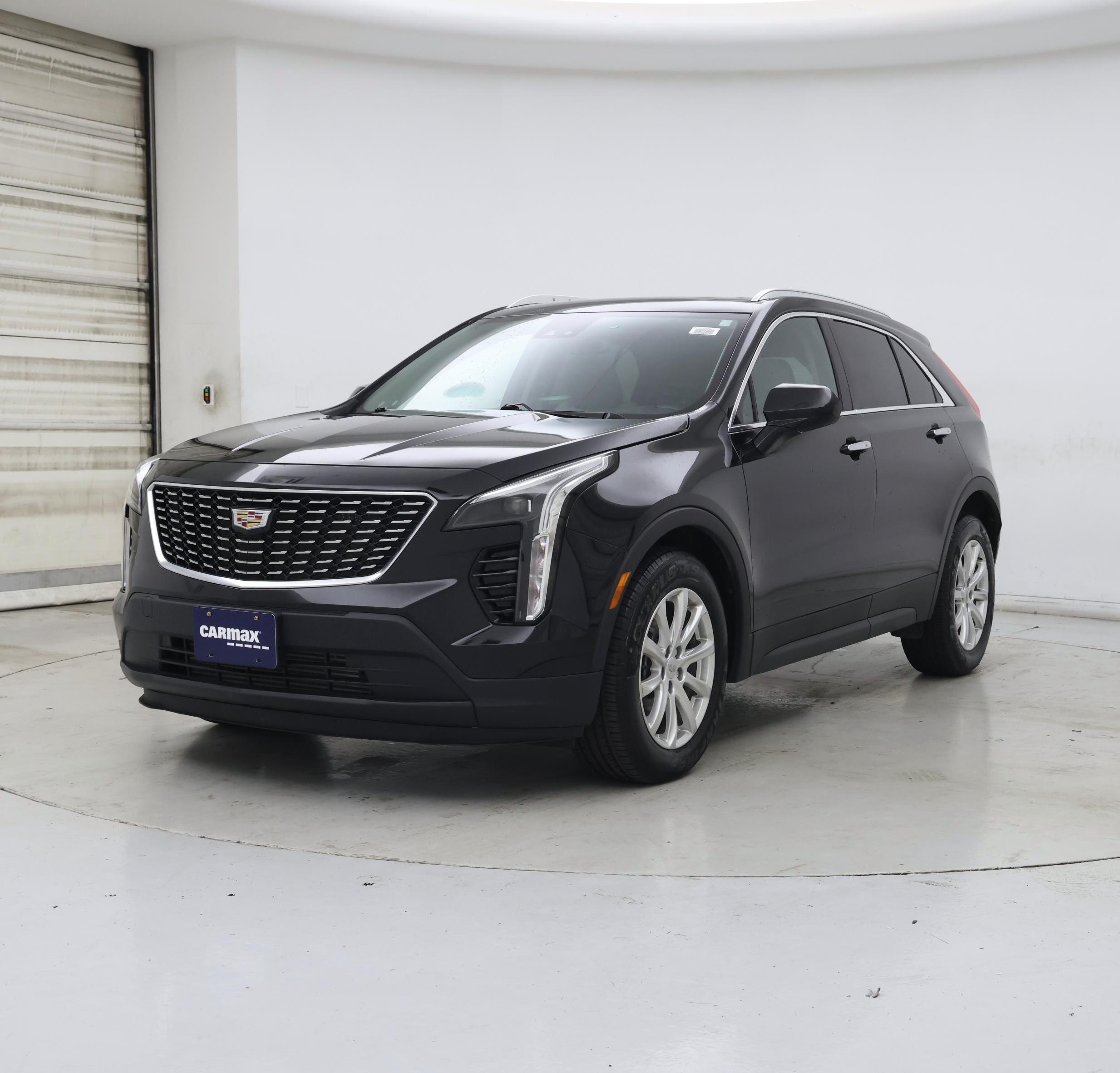 Thumbnail: 2022 Cadillac XT4 - 4