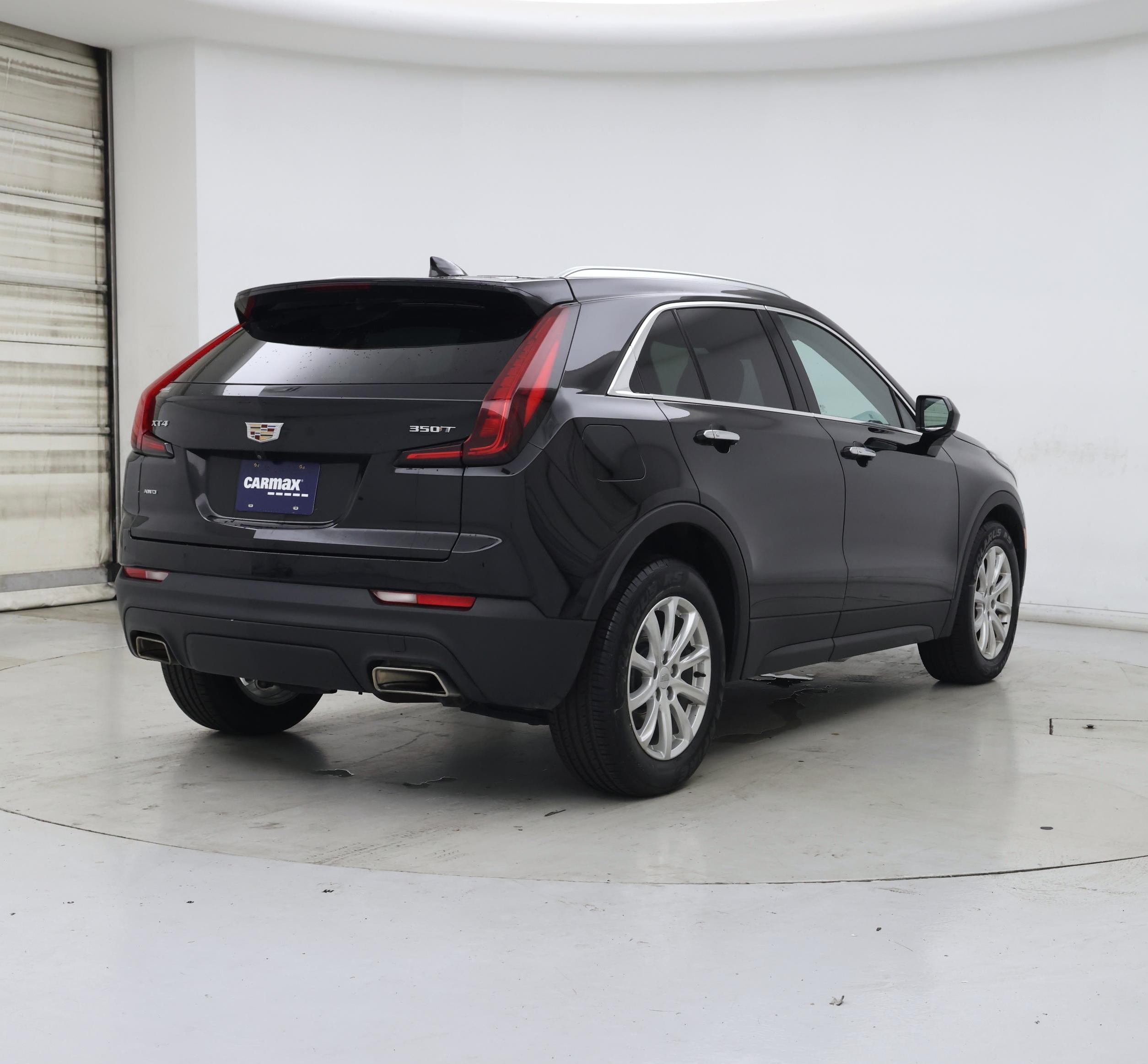 Thumbnail: 2022 Cadillac XT4 - 8
