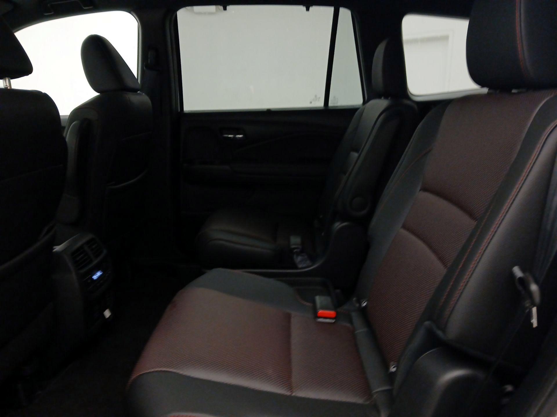 Thumbnail: 2022 Honda Pilot - 18