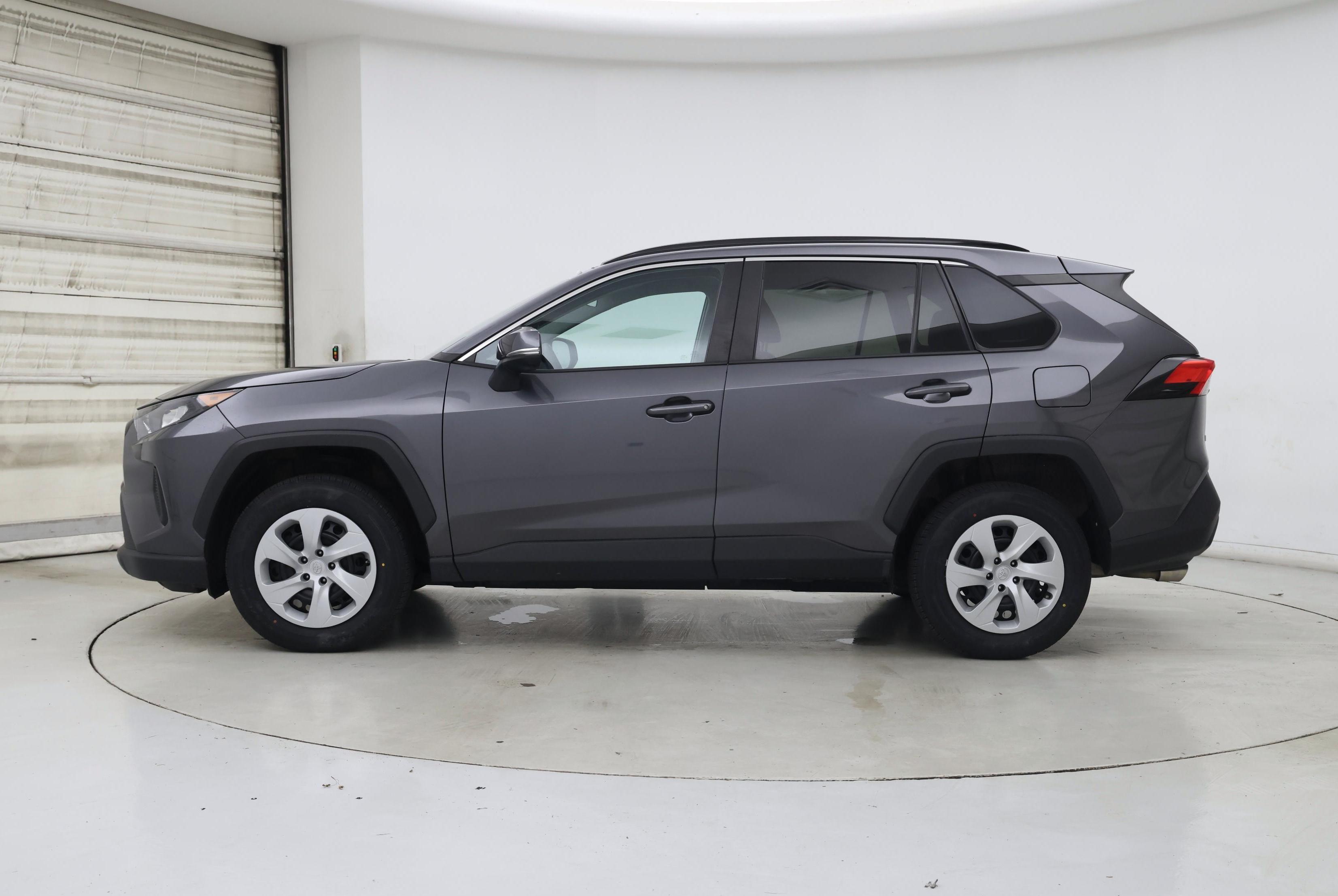 Thumbnail: 2020 Toyota RAV4 - 3