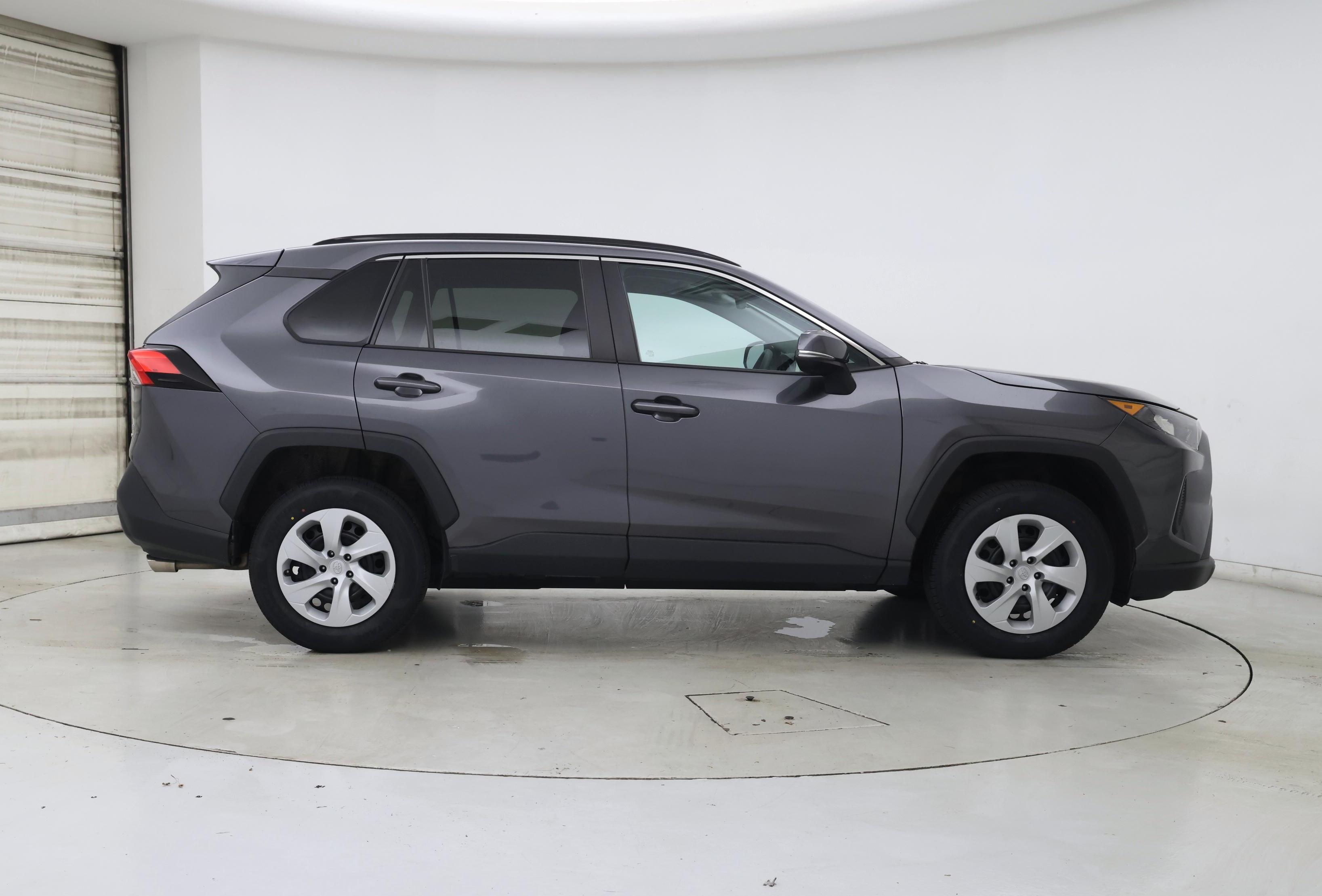 Thumbnail: 2020 Toyota RAV4 - 7