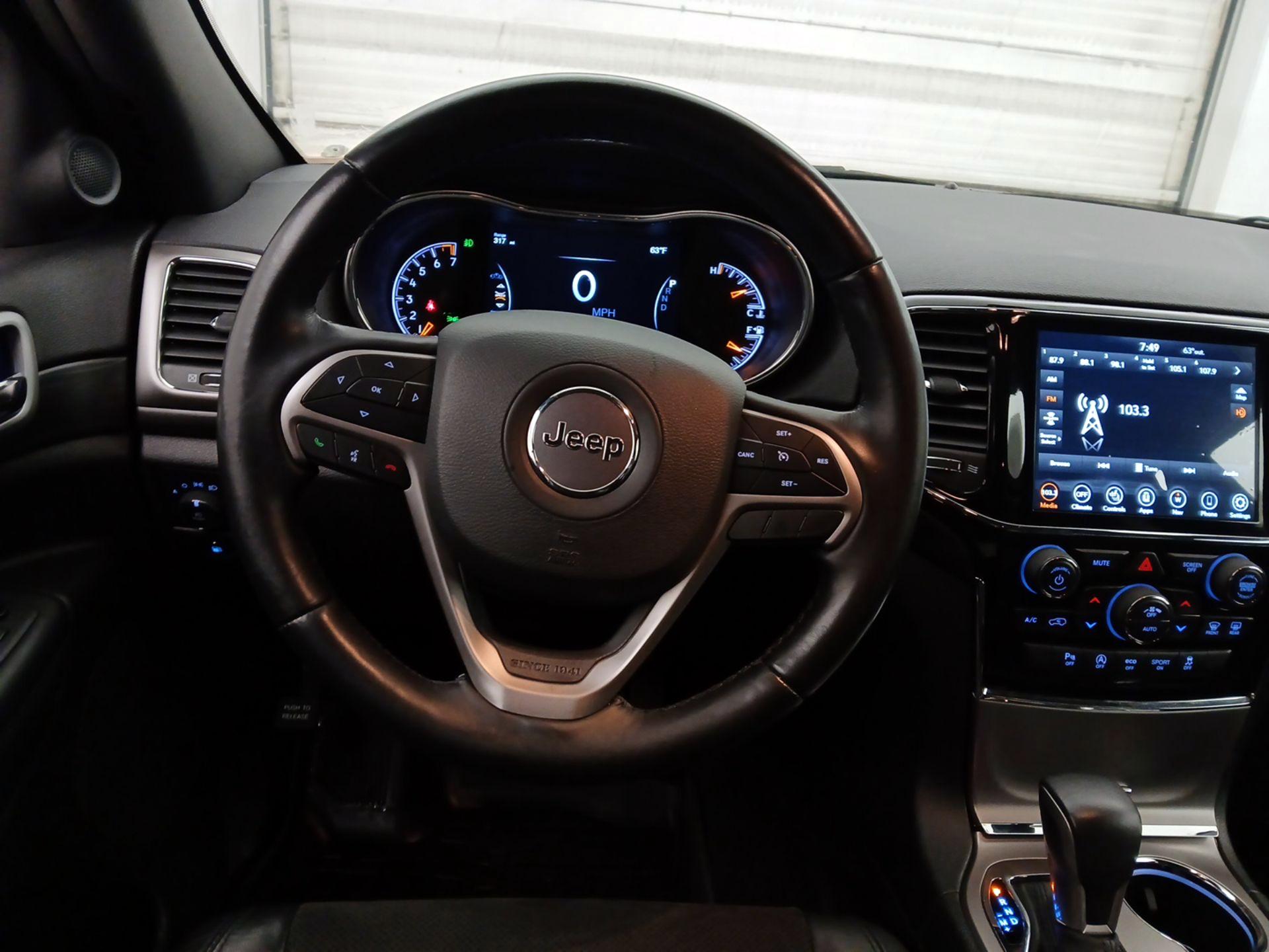 Thumbnail: 2021 Jeep Grand Cherokee - 10