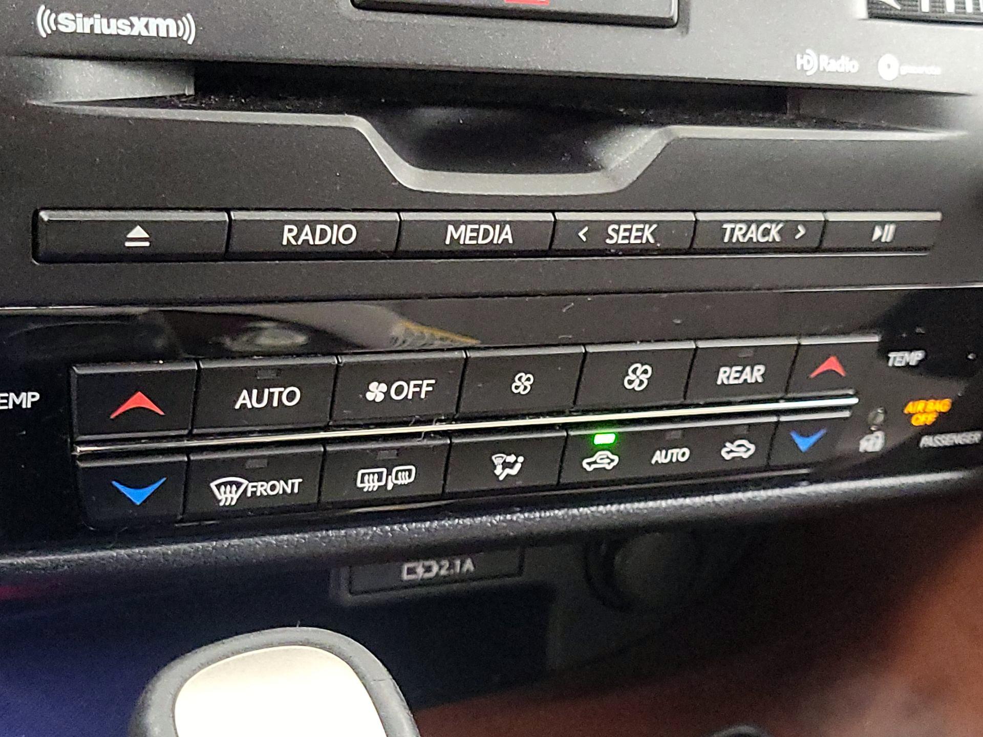 Thumbnail: 2020 Lexus RX - 14