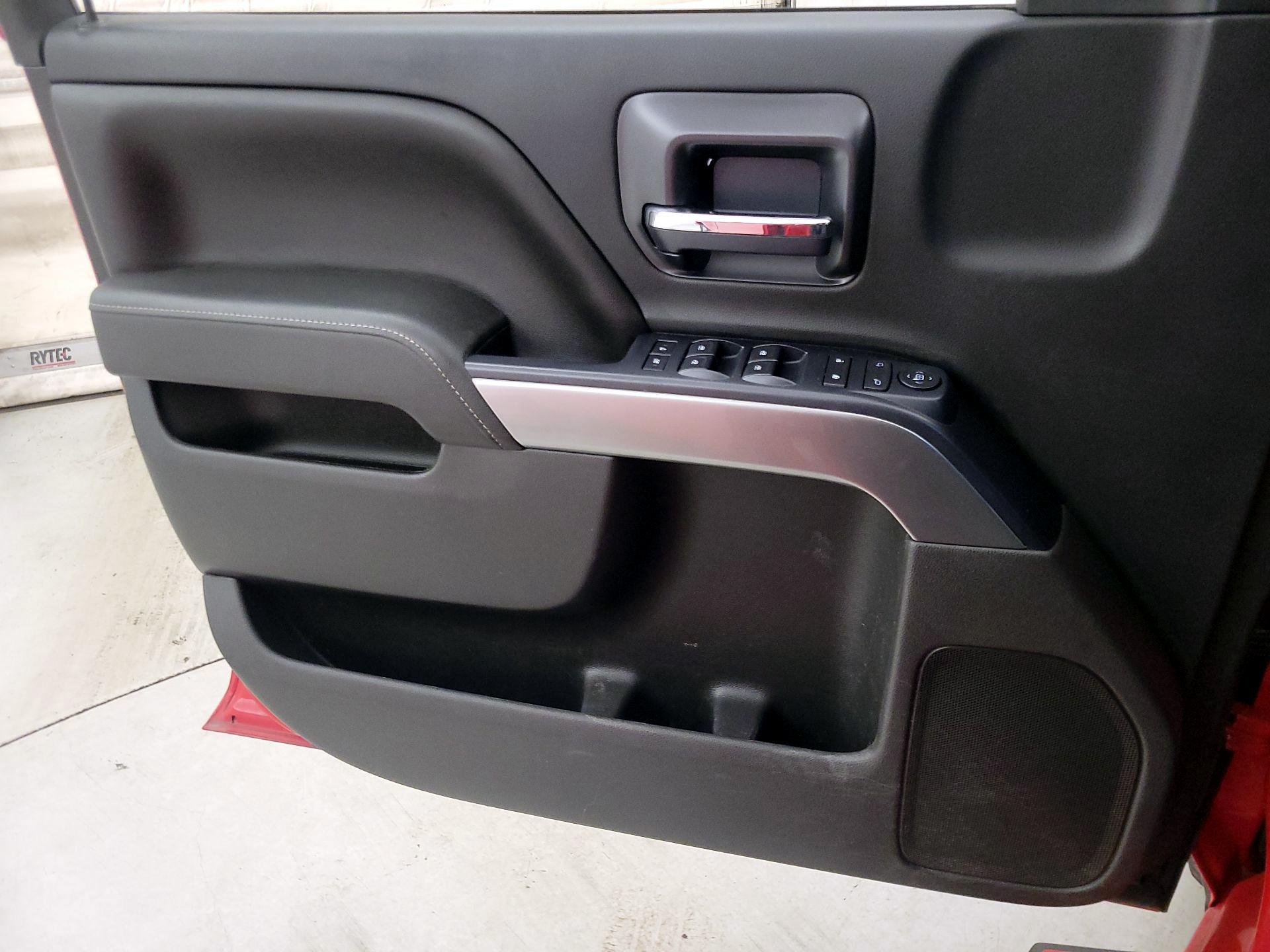 Thumbnail: 2016 Chevrolet Silverado 1500 - 12