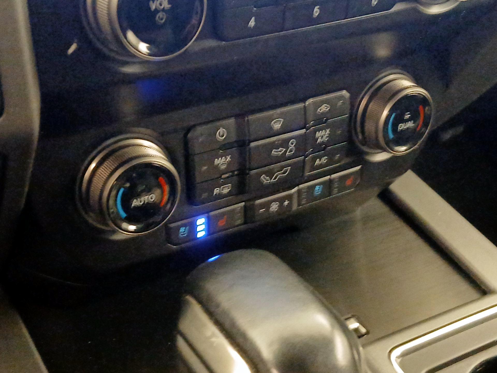 Thumbnail: 2019 Ford F-150 - 16