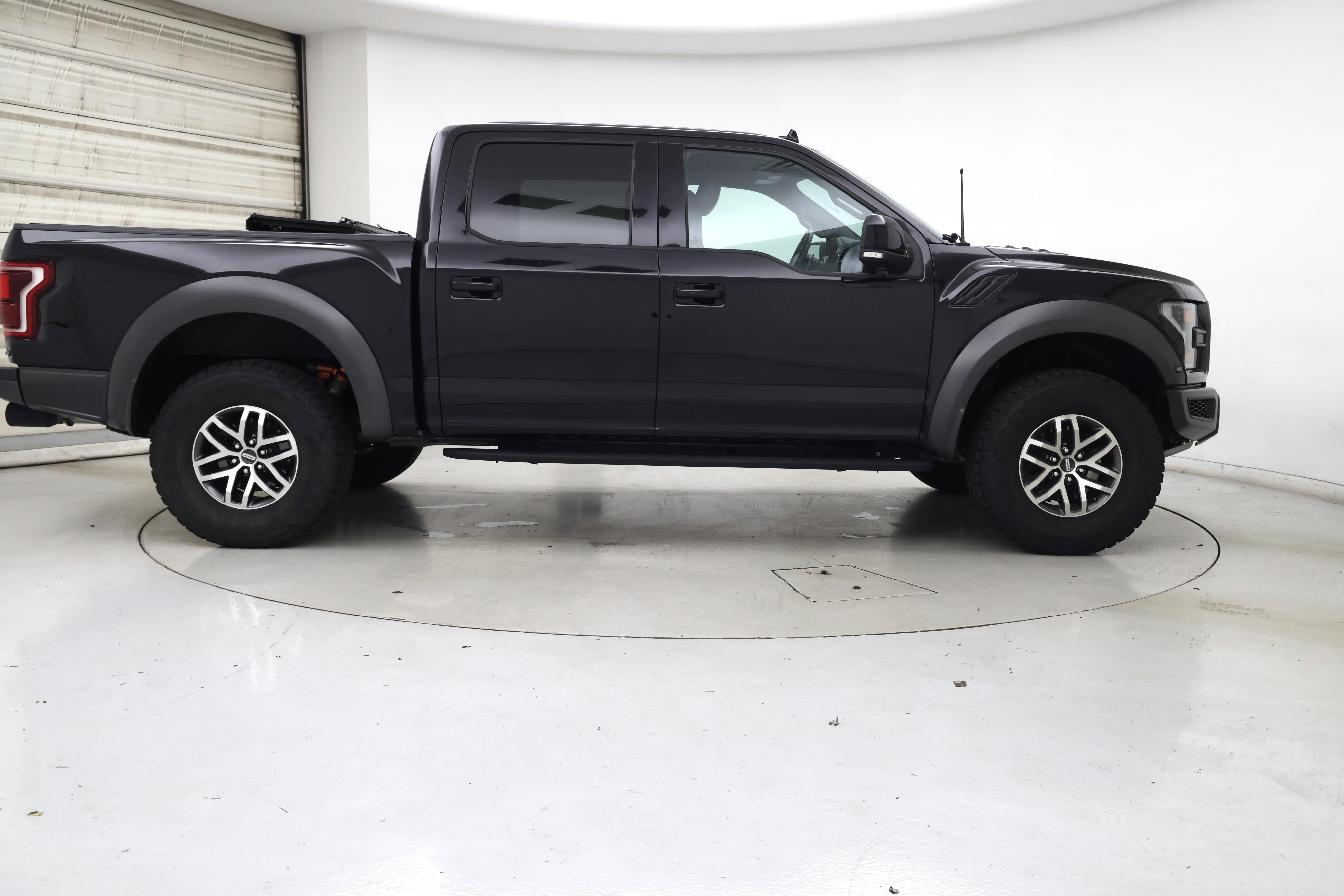 Thumbnail: 2019 Ford F-150 - 7