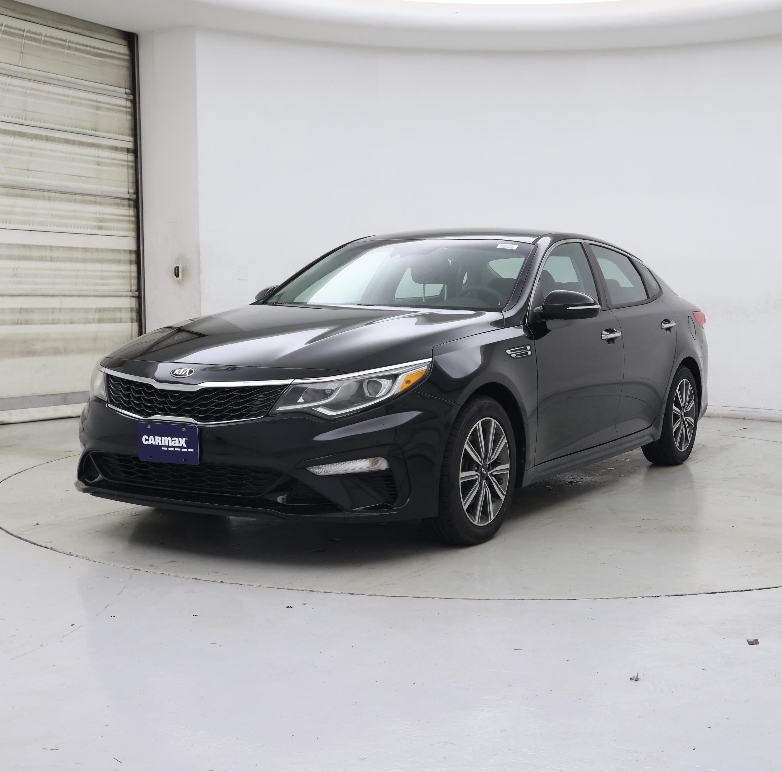 Thumbnail: 2019 Kia Optima - 4