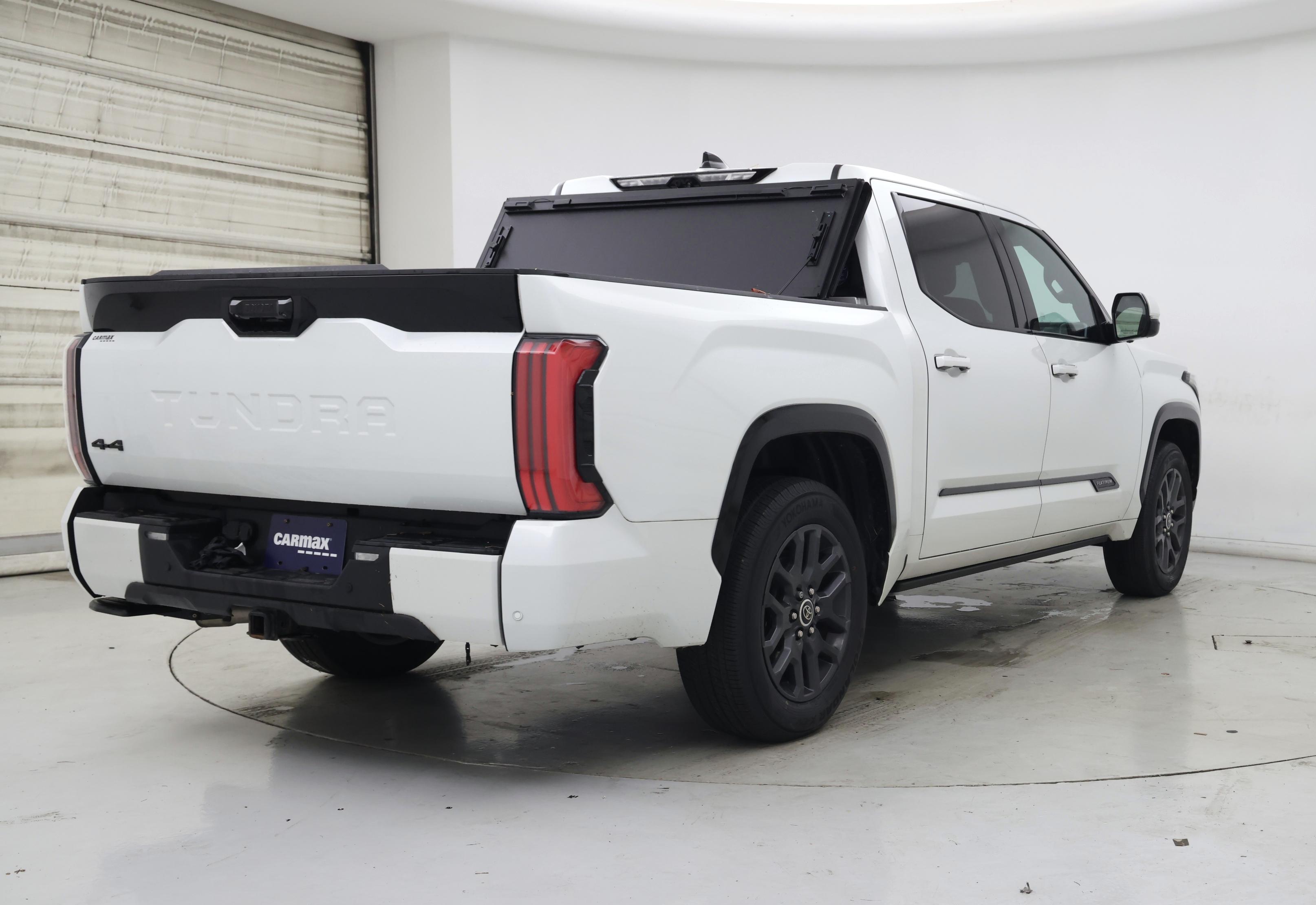Thumbnail: 2022 Toyota Tundra - 8