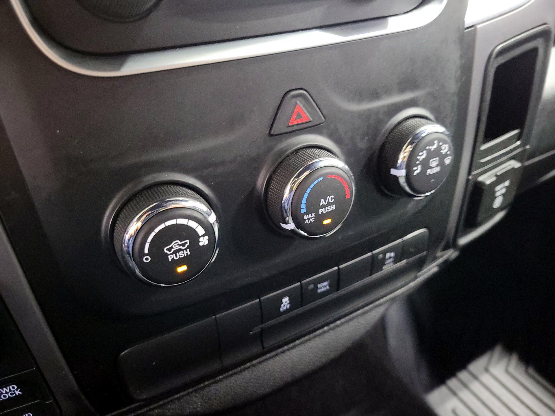 Thumbnail: 2021 RAM 1500 Classic - 15