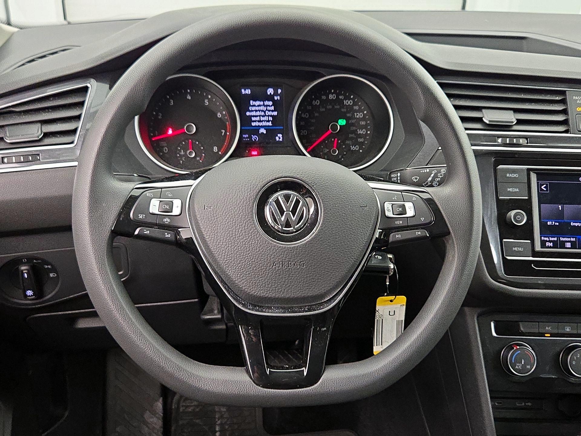 Thumbnail: 2021 Volkswagen Tiguan - 10