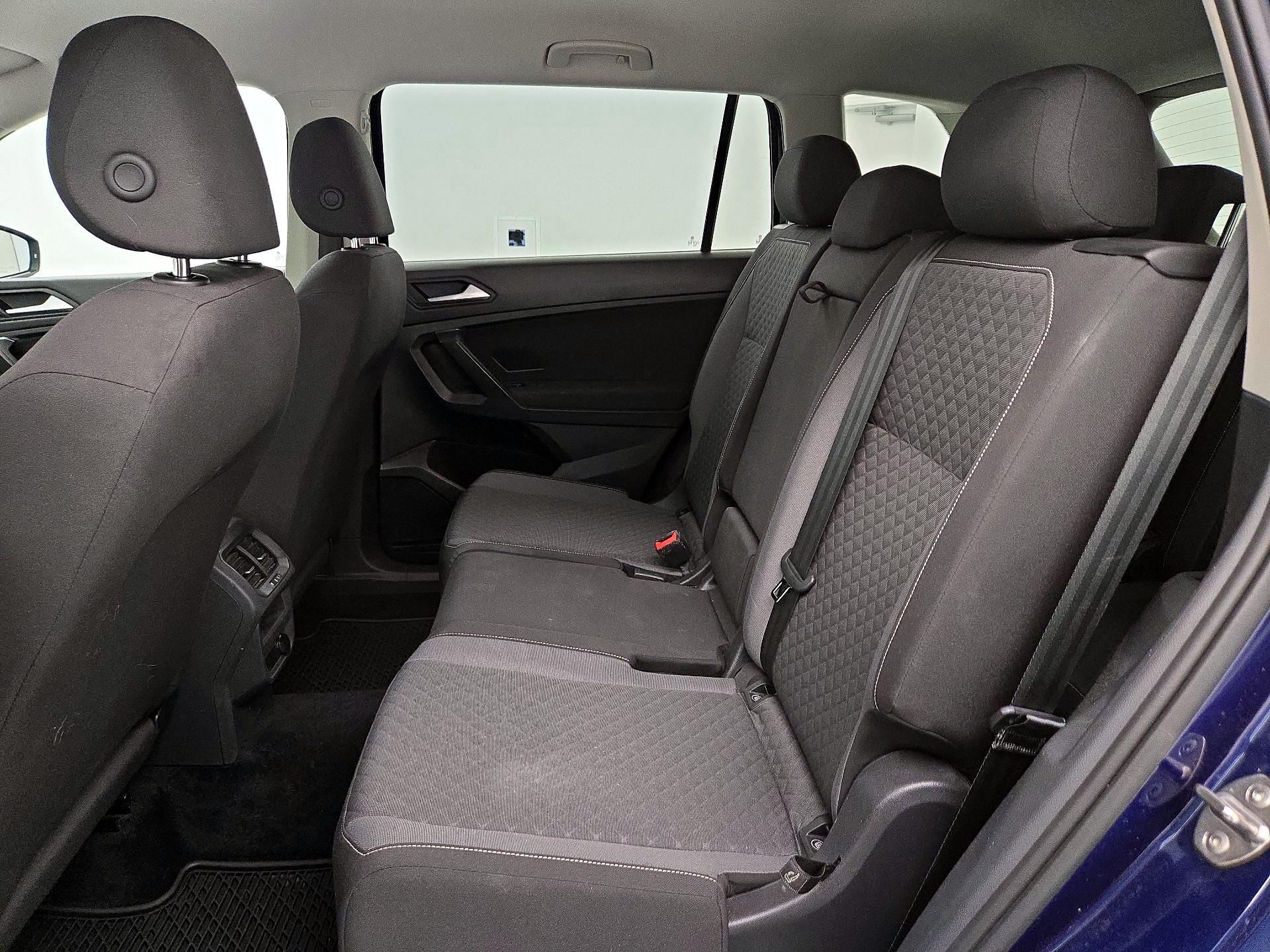 Thumbnail: 2021 Volkswagen Tiguan - 19