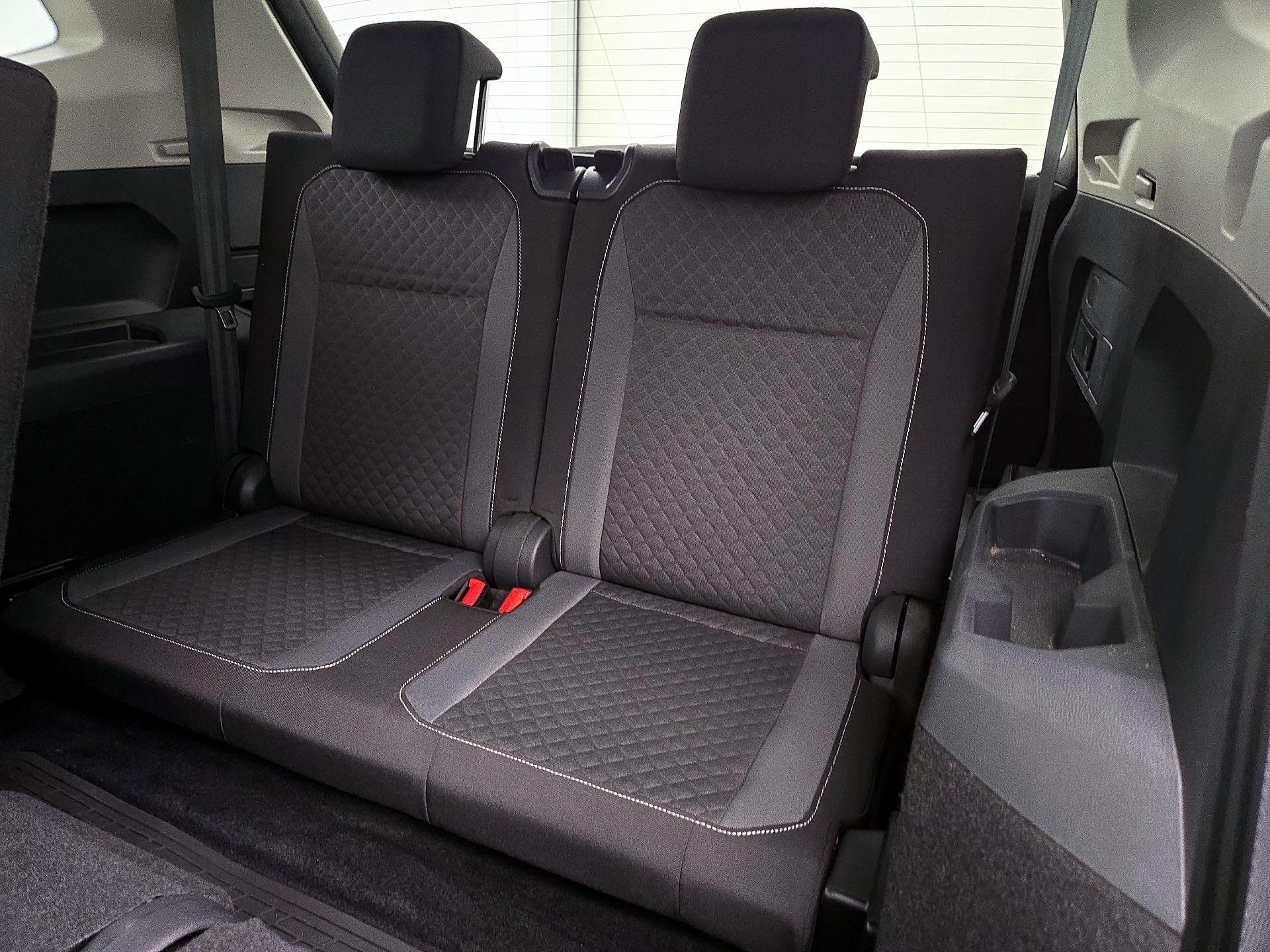 Thumbnail: 2021 Volkswagen Tiguan - 20