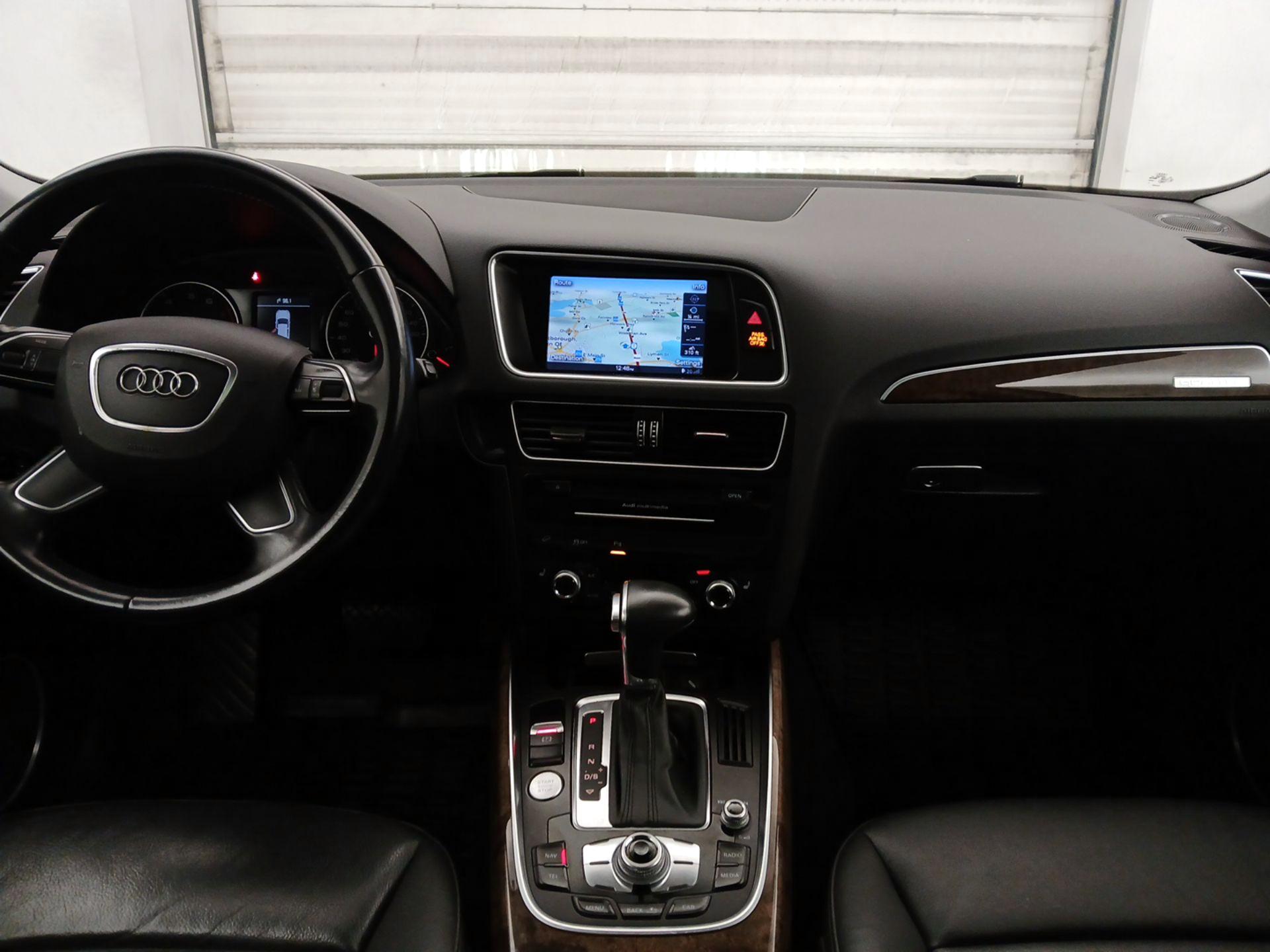 Thumbnail: 2016 Audi Q5 - 9