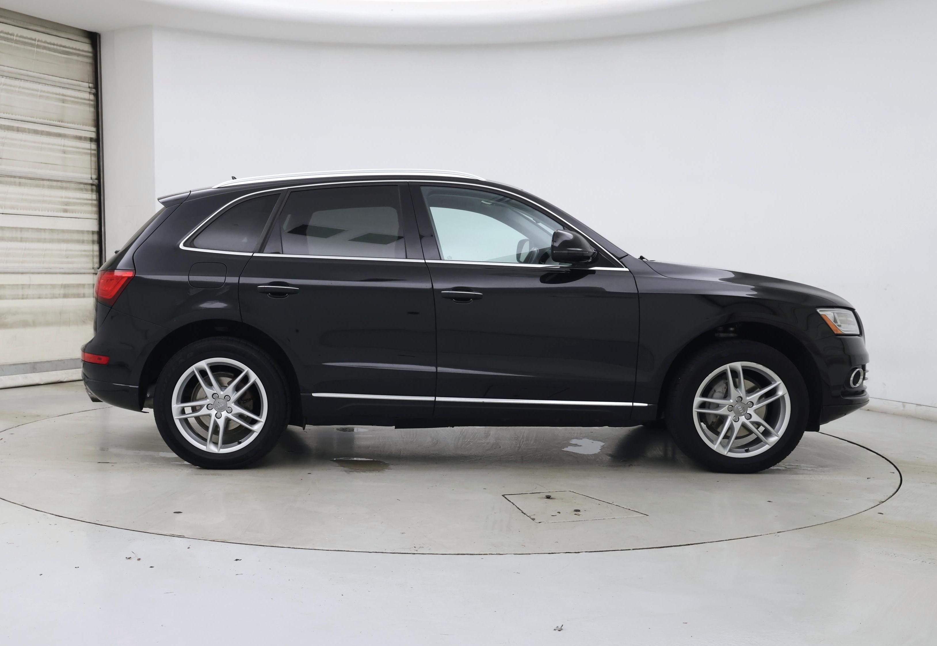 Thumbnail: 2016 Audi Q5 - 7