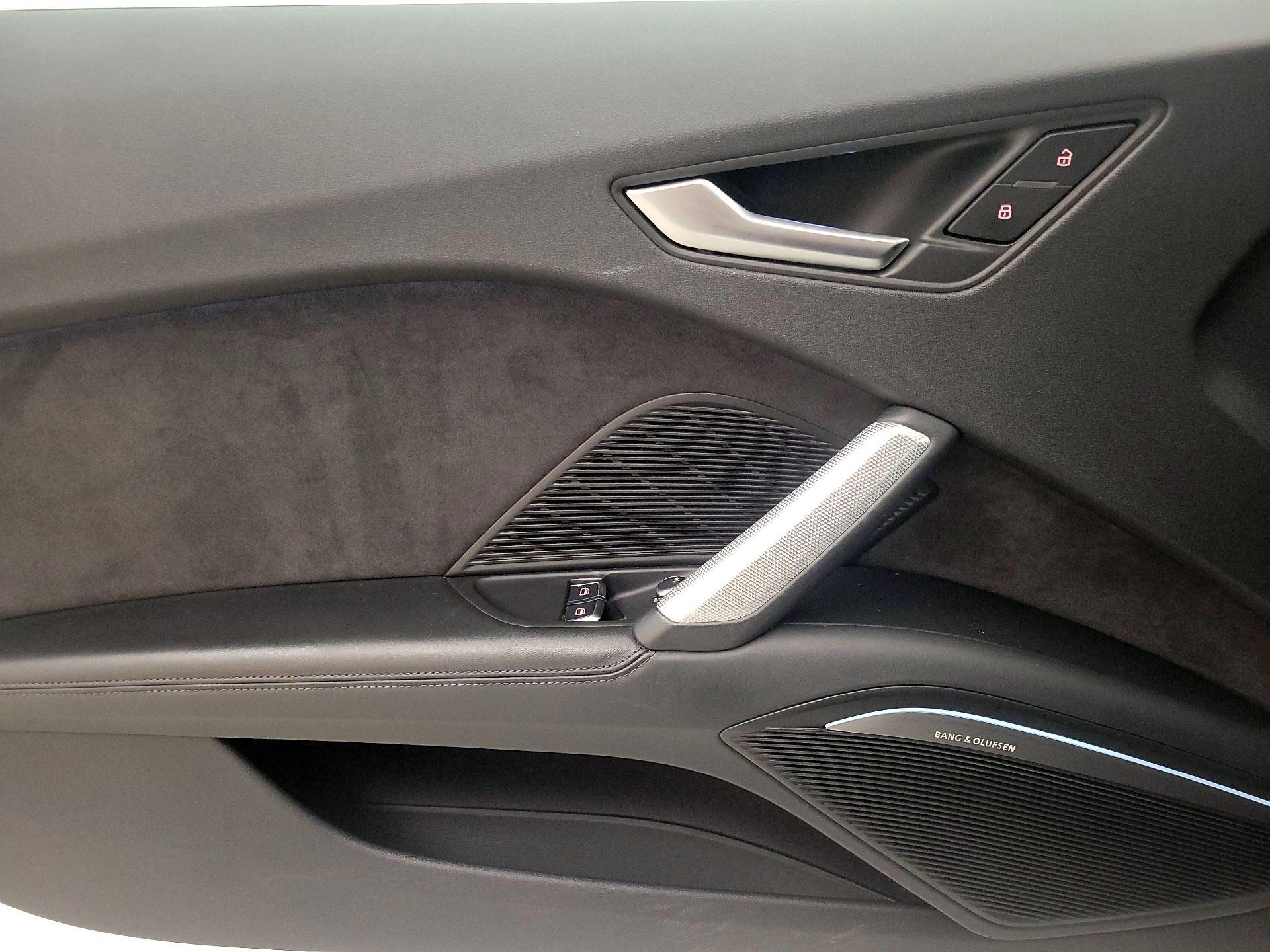 Thumbnail: 2016 Audi TT - 12
