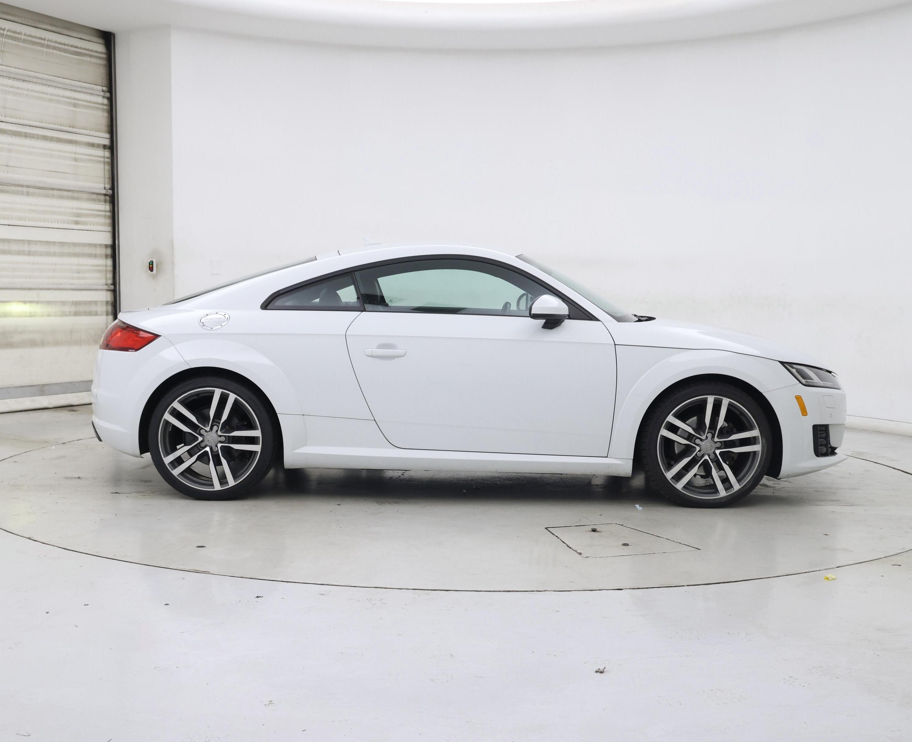 Thumbnail: 2016 Audi TT - 7