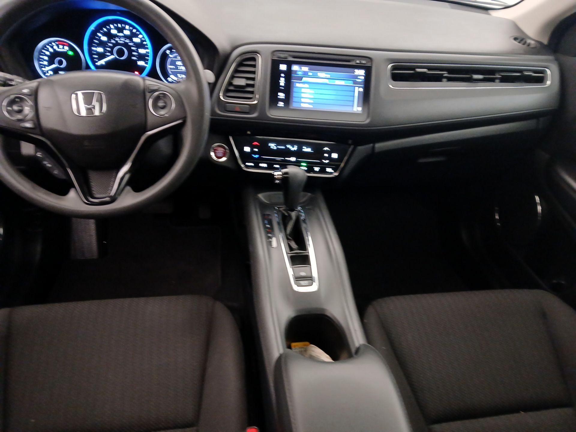 Thumbnail: 2016 Honda HR-V - 9