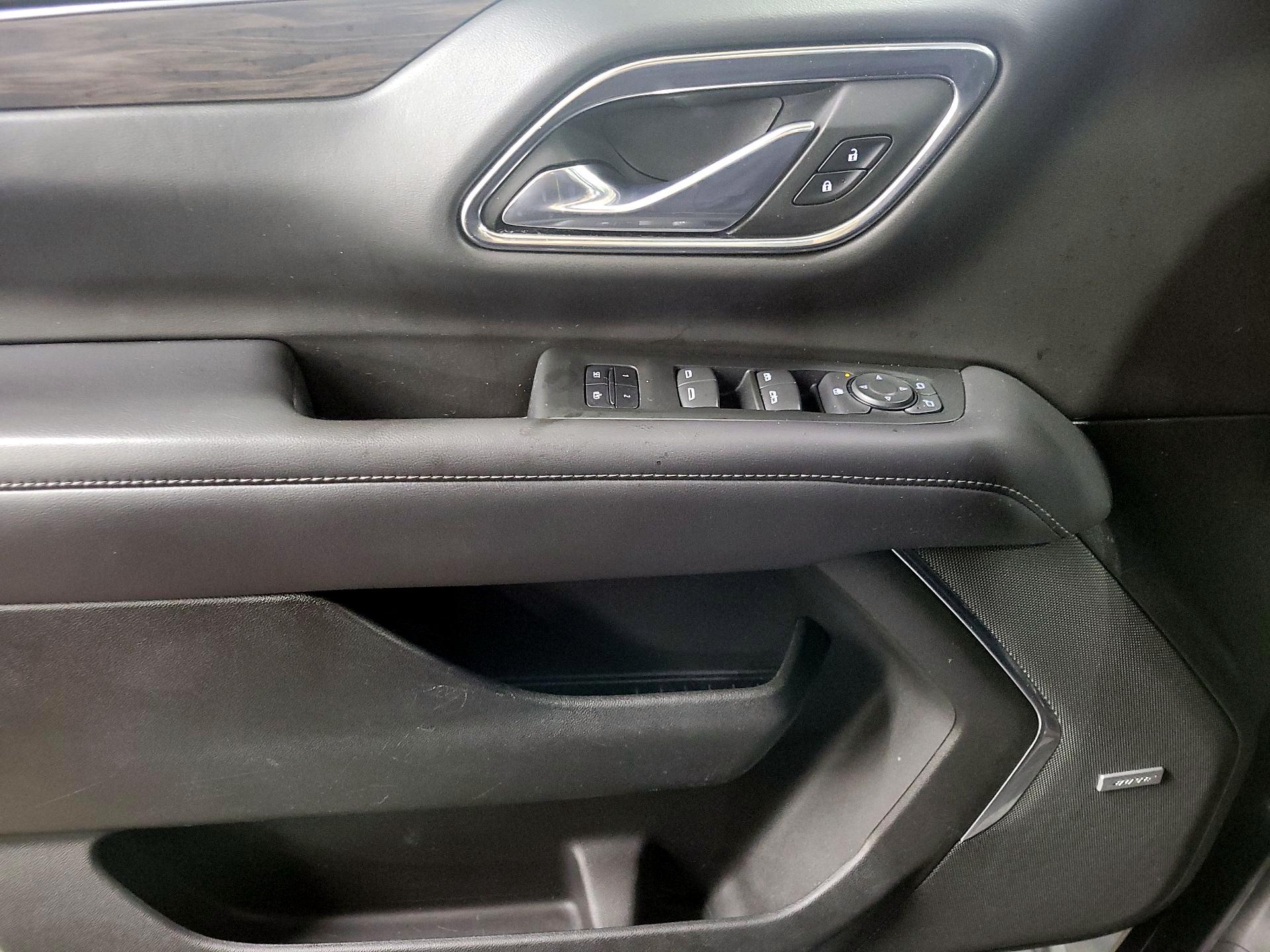 Thumbnail: 2021 Chevrolet Tahoe - 12