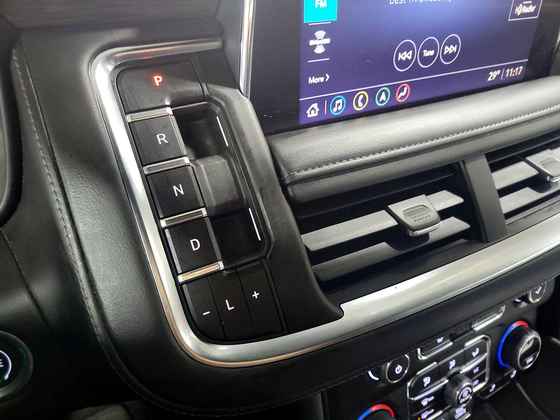 Thumbnail: 2021 Chevrolet Tahoe - 17