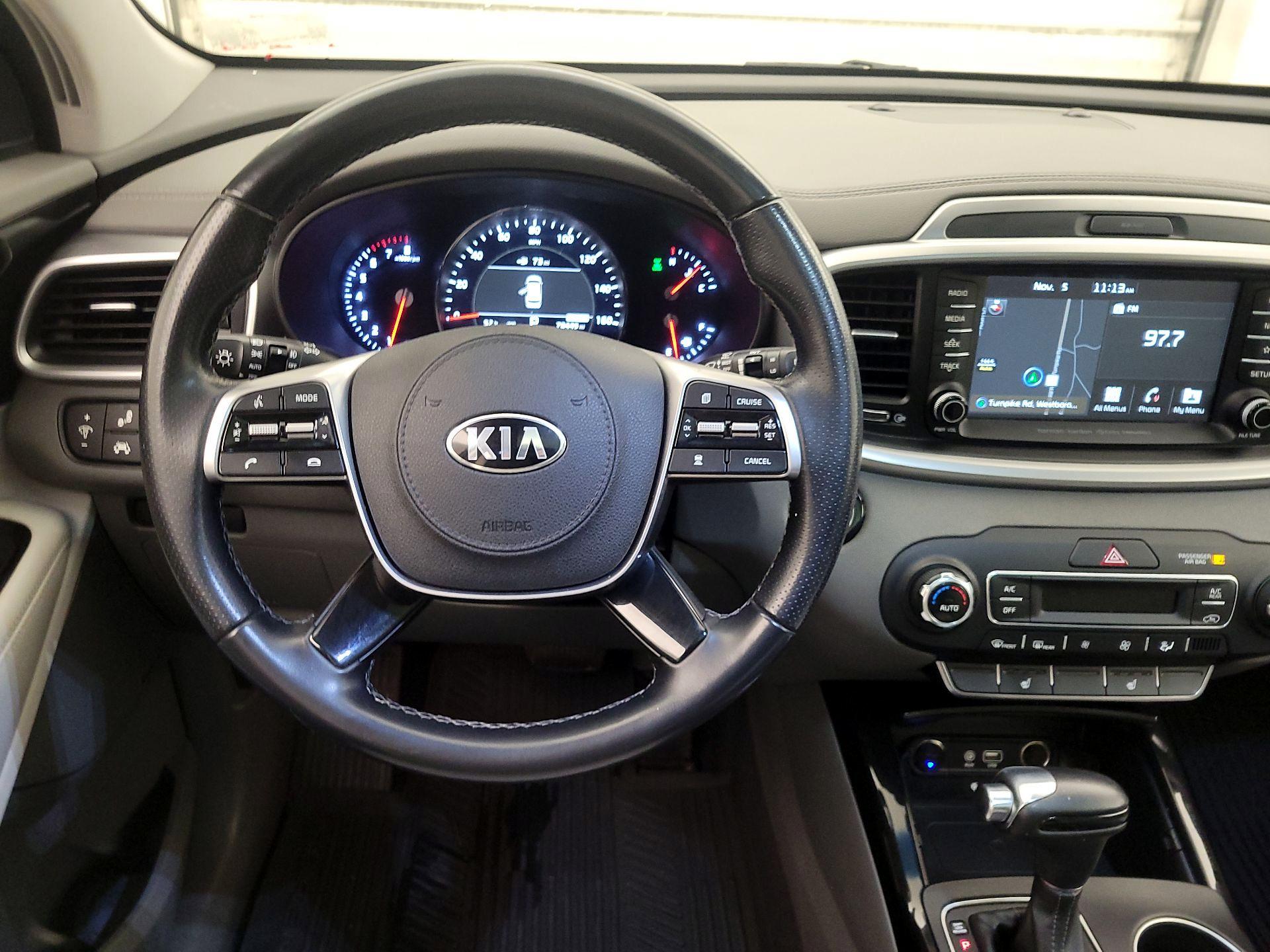 Thumbnail: 2019 Kia Sorento - 10
