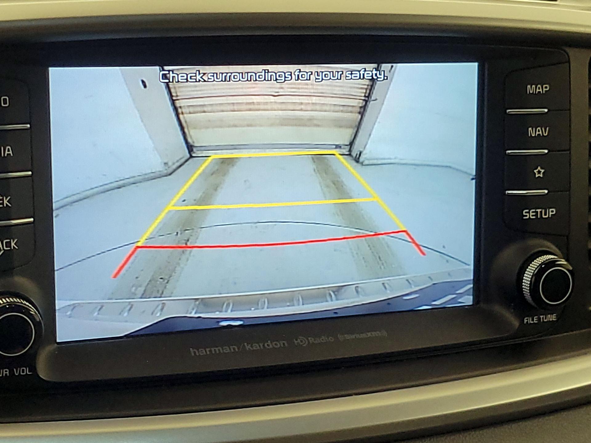 Thumbnail: 2019 Kia Sorento - 14