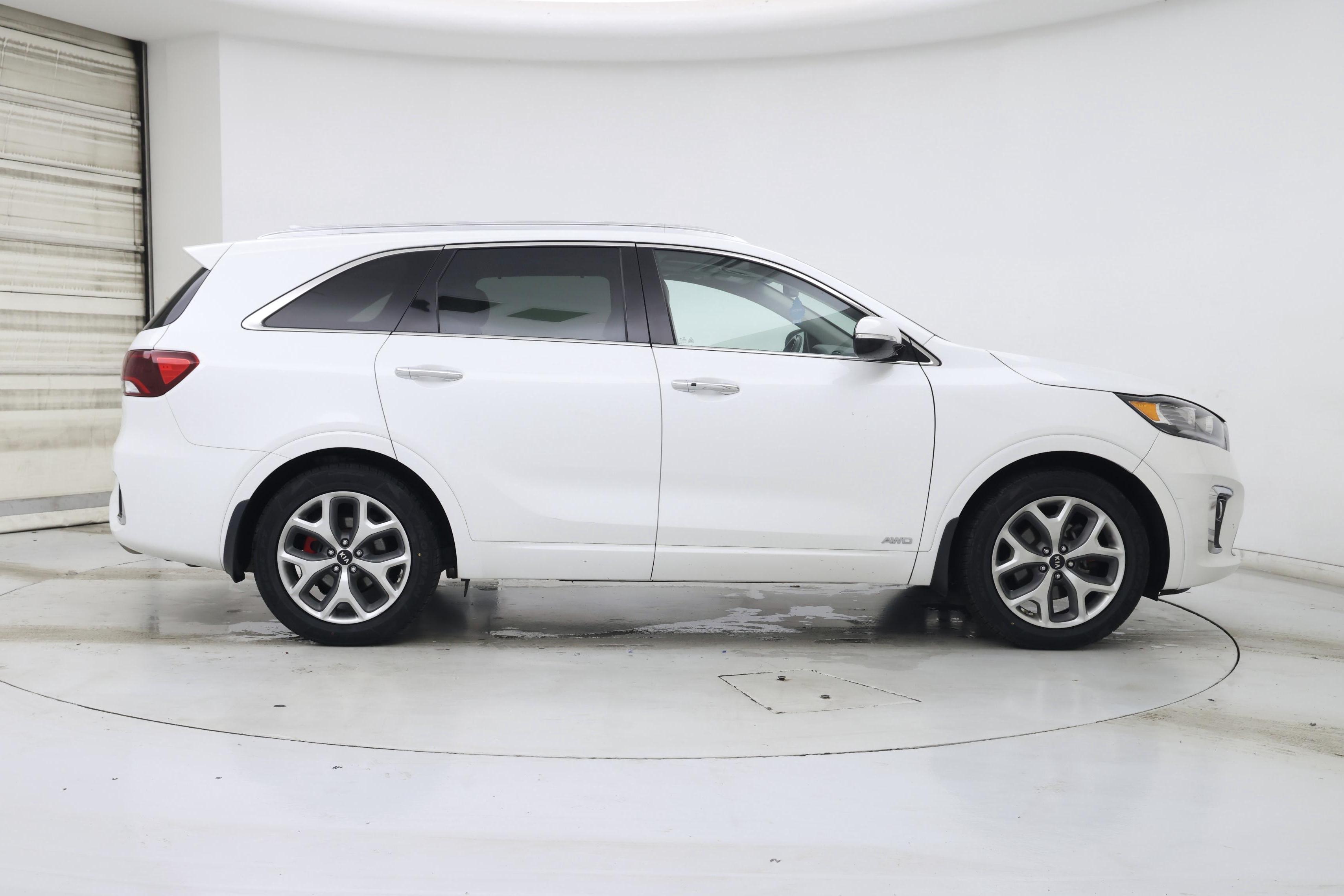 Thumbnail: 2019 Kia Sorento - 7